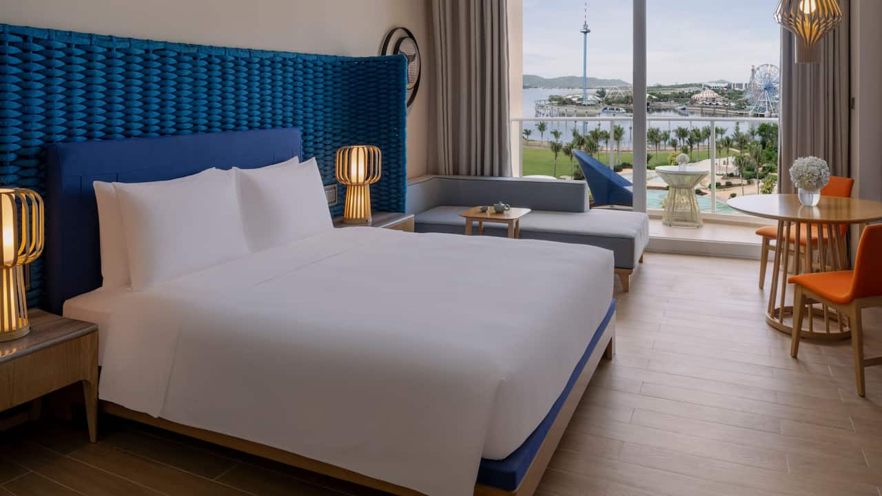 King Bedroom Ocean View Club Access Deluxe