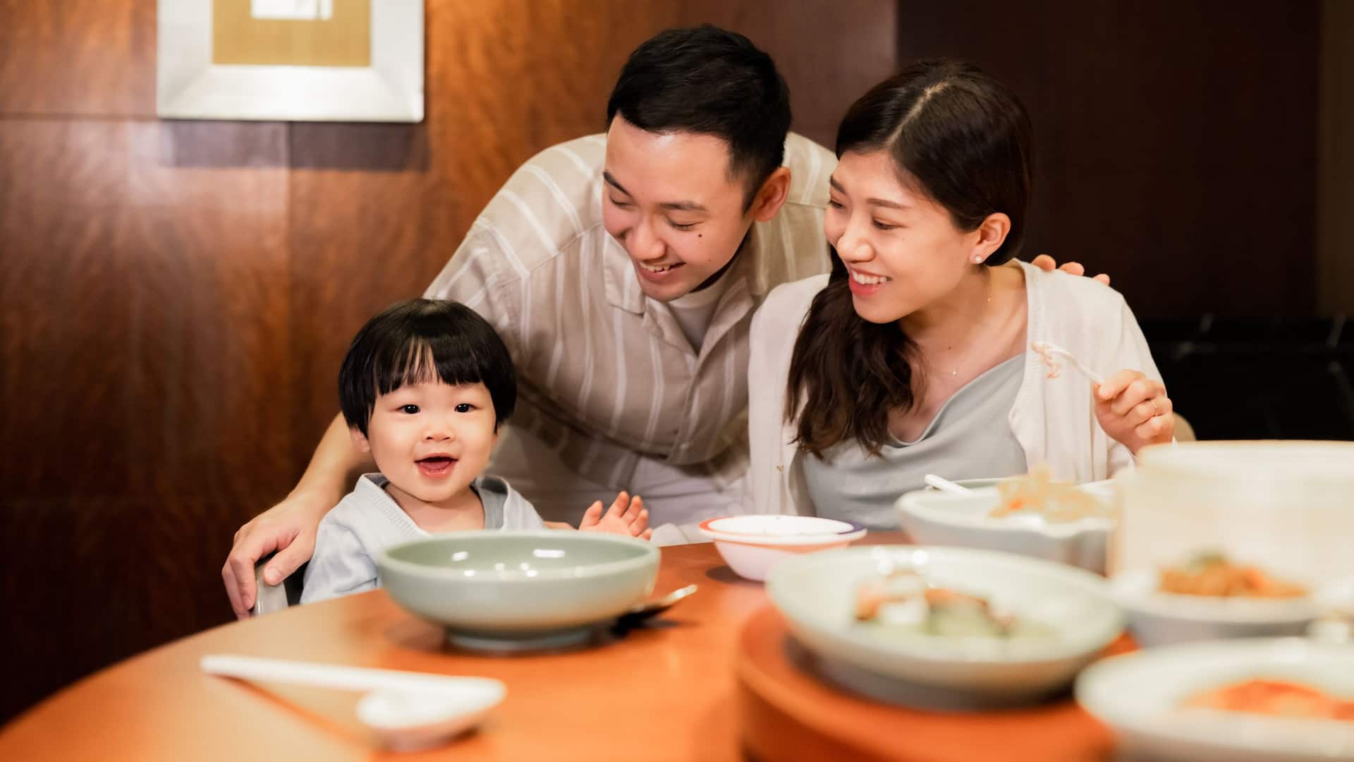 Hyatt Regency Hong Kong, Sha Tin Family Dining Smile Sha Tin