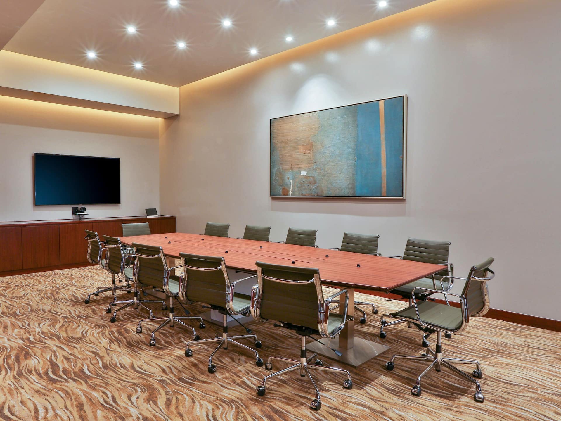Hyatt Regency Manila, City of Dreams Meeting Room Conference Table
