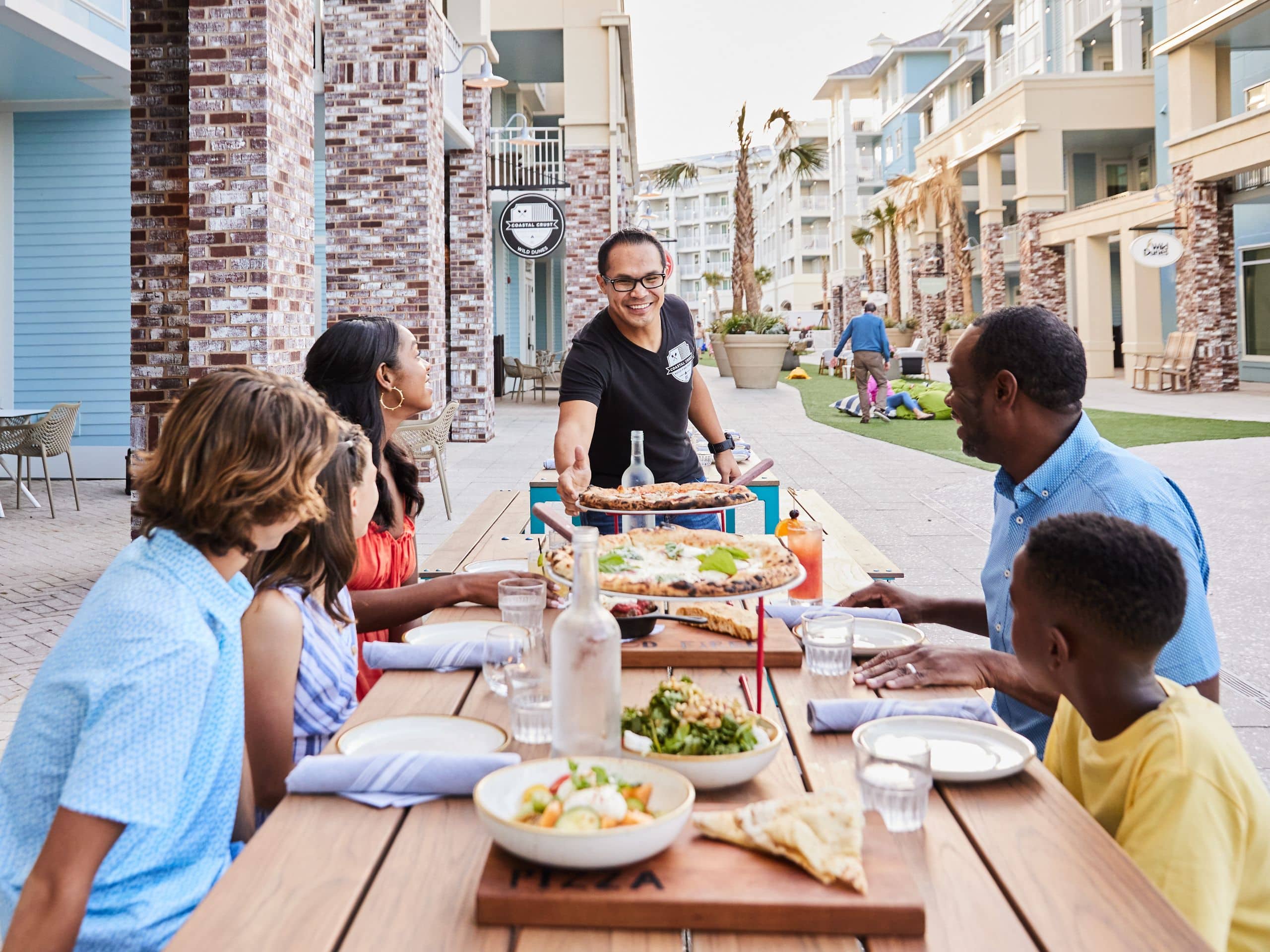 Destination by Hyatt Dining Coastal Crust Family Dinner
