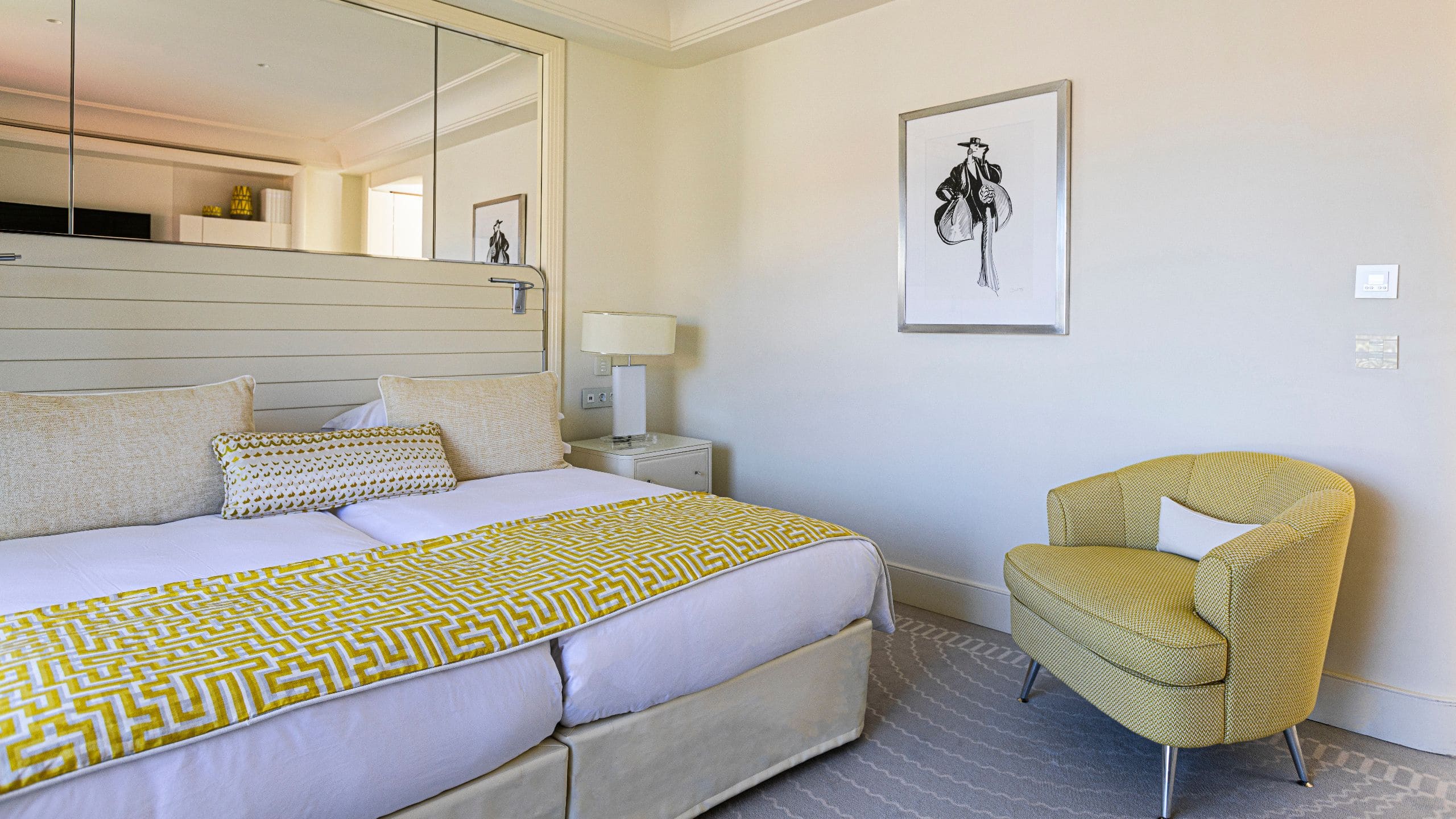 3 из 4 The Unbound Collection by Hyatt Deluxe Room Twin Beds