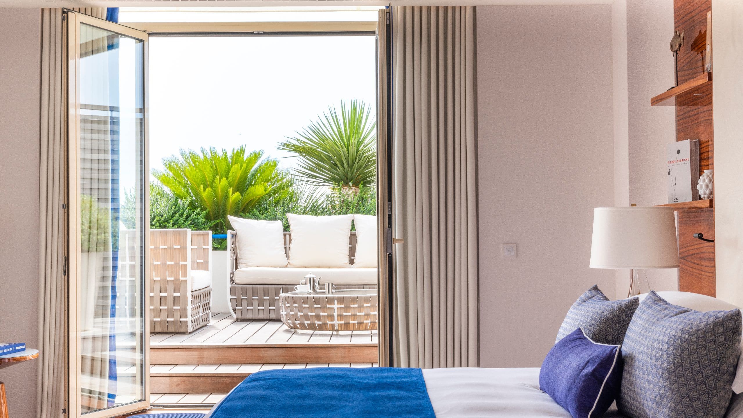The Unbound Collection by Hyatt Suite Emmanuel Vue Terrasse