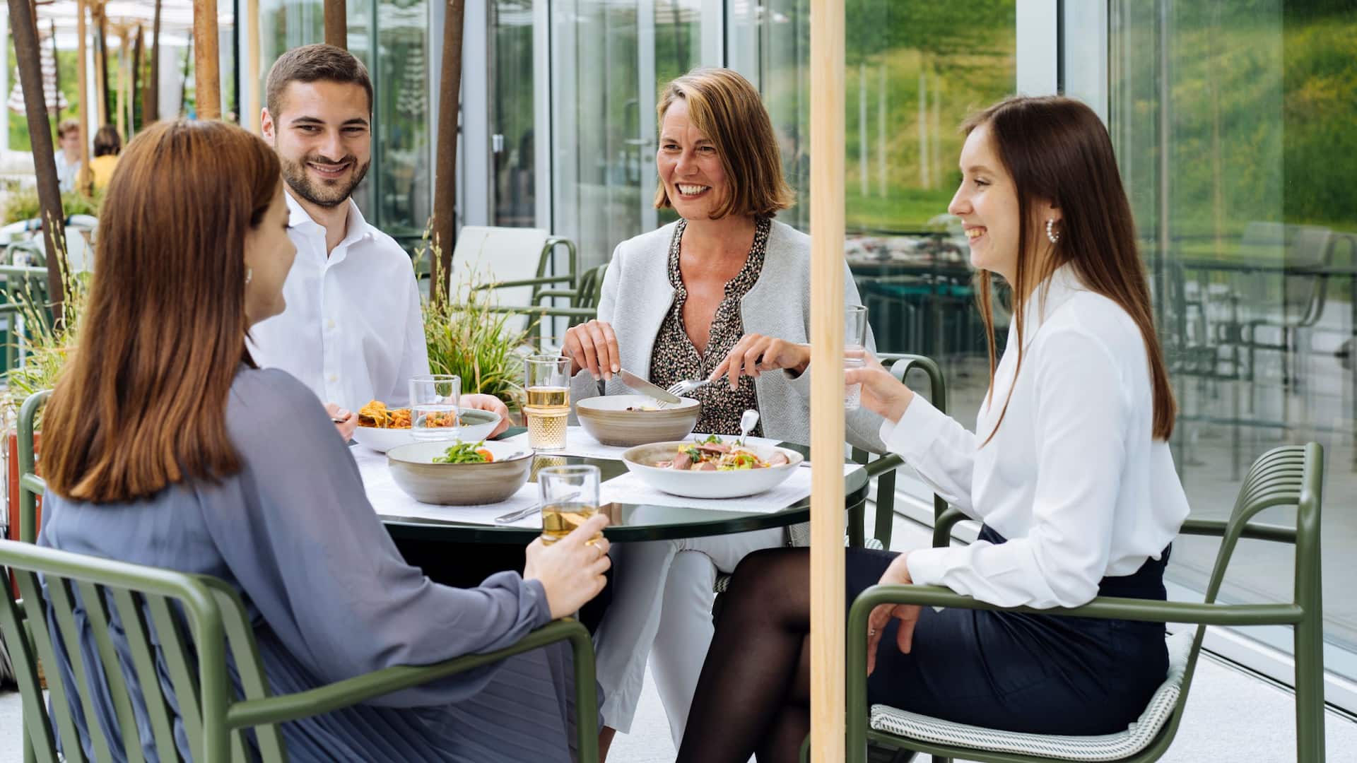Hyatt Place Zurich Airport The Circle Zoom Summer Terrace