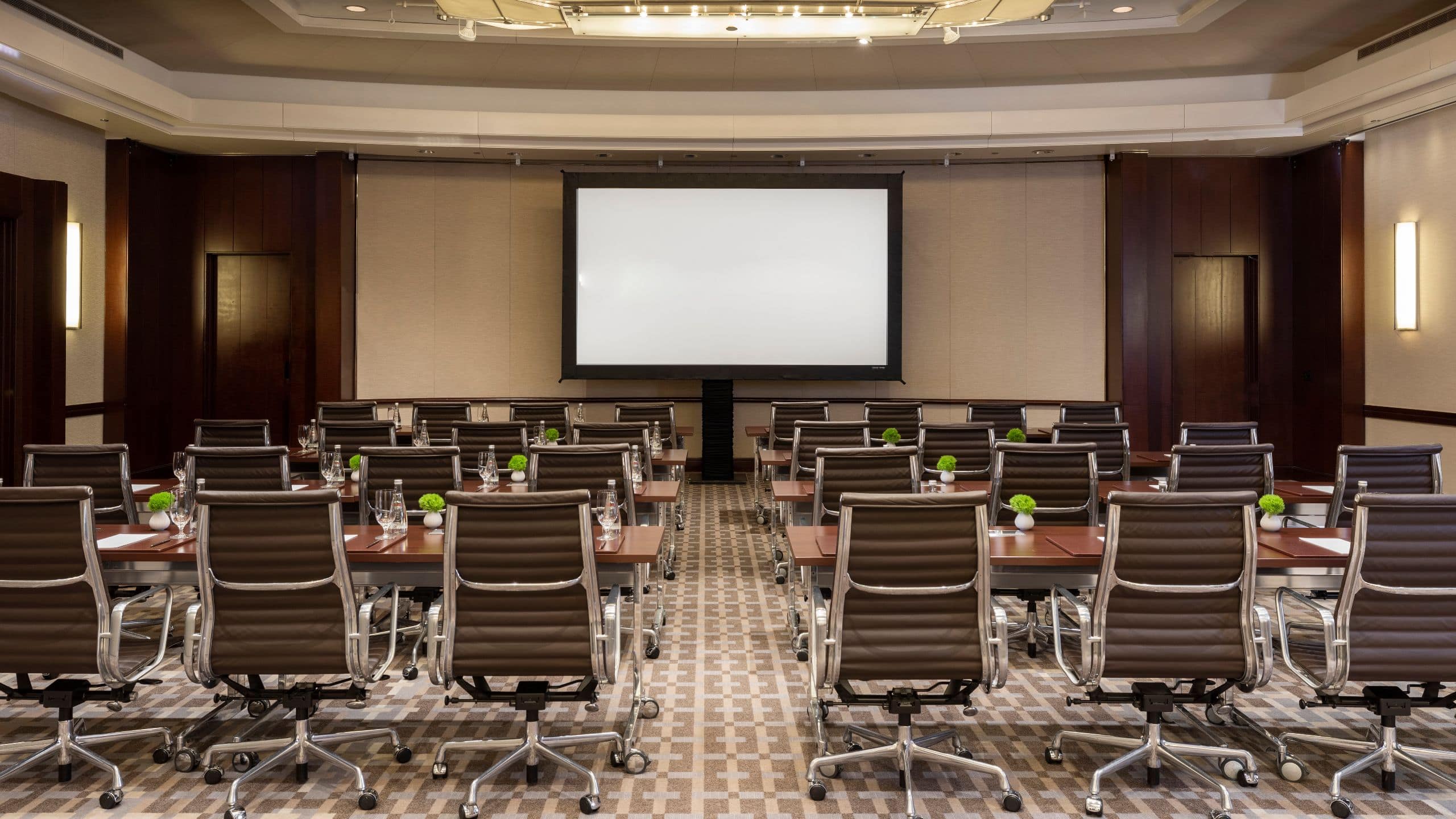 Park Hyatt Chicago Meeting Room Classroom Setup