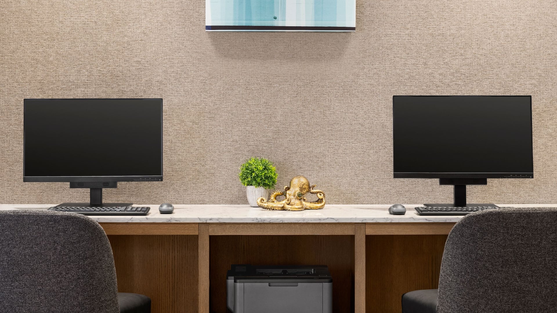 Hyatt Place Virginia Beach / Oceanfront  Business Center