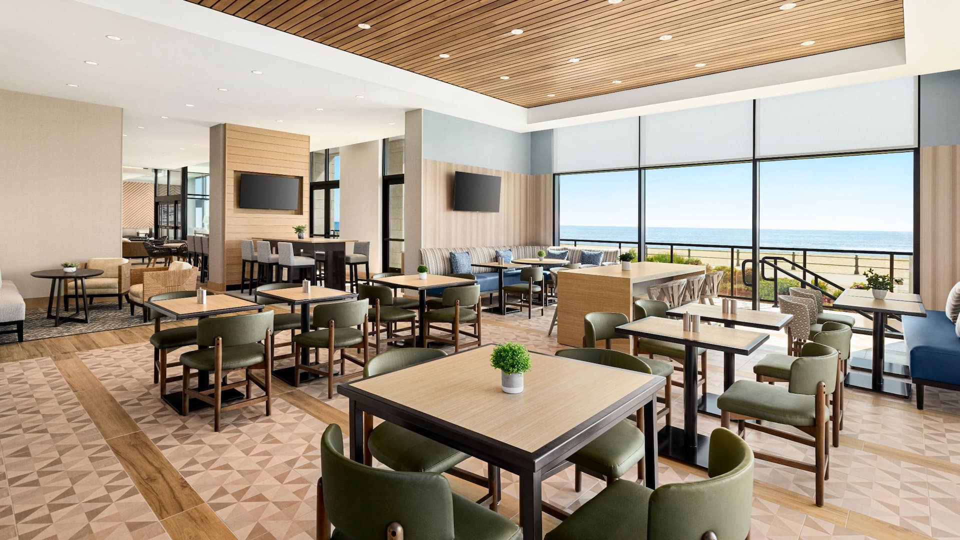 Hyatt Place Virginia Beach / Oceanfront  Dining Area View