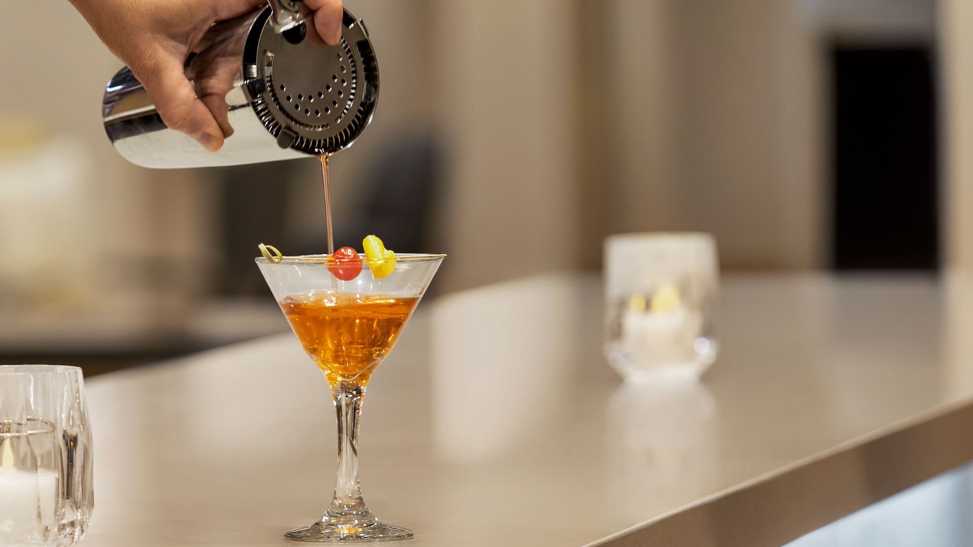 Hyatt Place Virginia Beach / Oceanfront  Cocktail