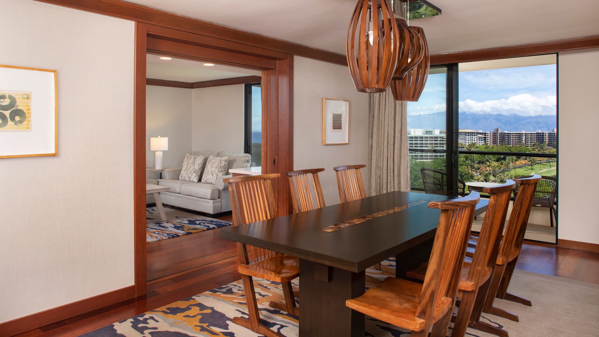 3/6 Hyatt Regency Maui Resort and Spa Regency Suite Dining Table Chairs