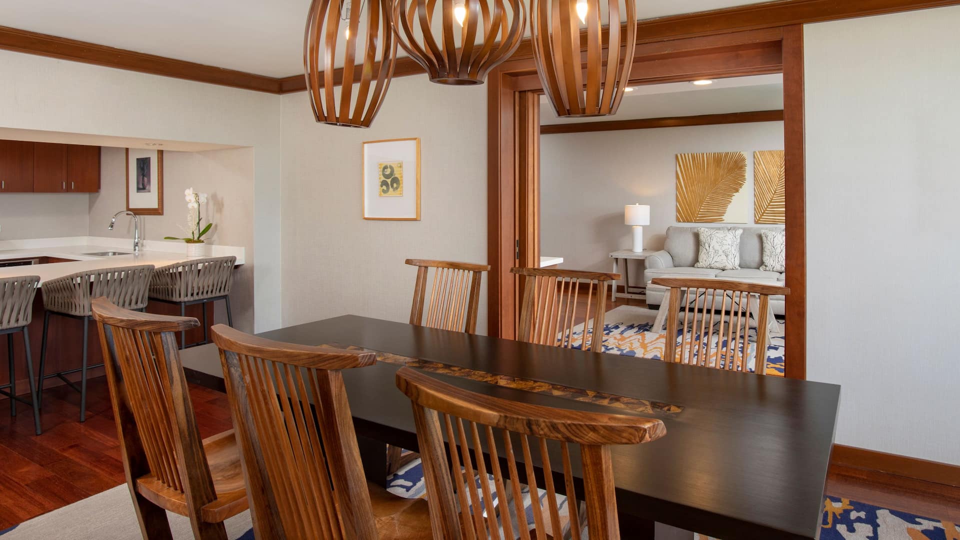 2/6 Hyatt Regency Maui Resort and Spa Regency Suite Dining Table Light Fixture
