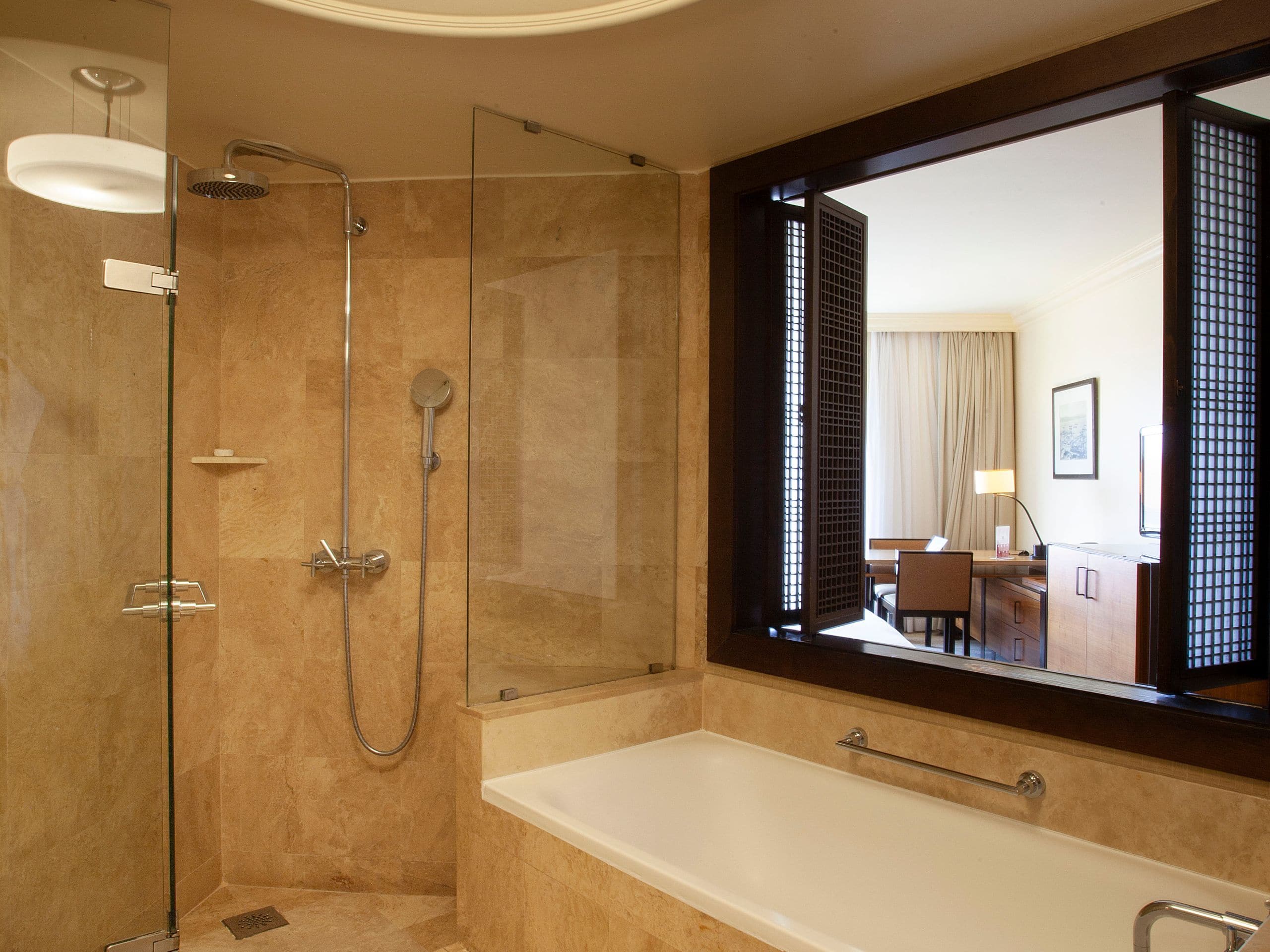 Standard Bathroom Shower Tub