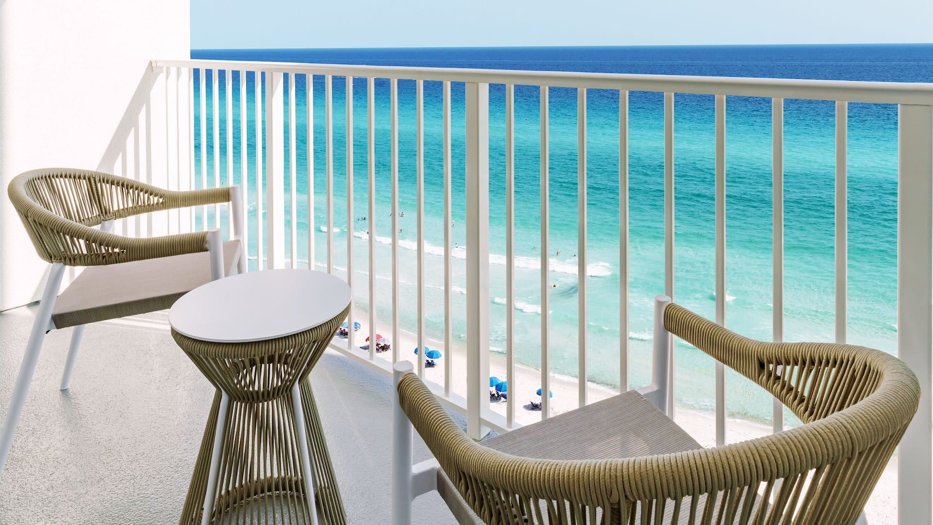 3 de 7 Hyatt Place Panama City Beach / Beachfront Guestroom Gulf View Balcony