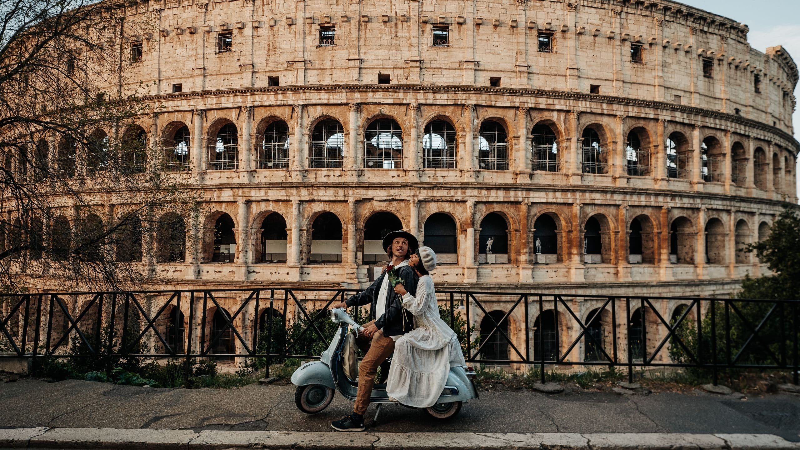 The Tribune Couple Colosseum Facade