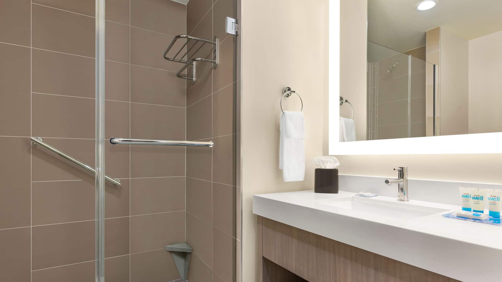 3 of 3 Hyatt House Bryan / College Station Guestroom Bathroom