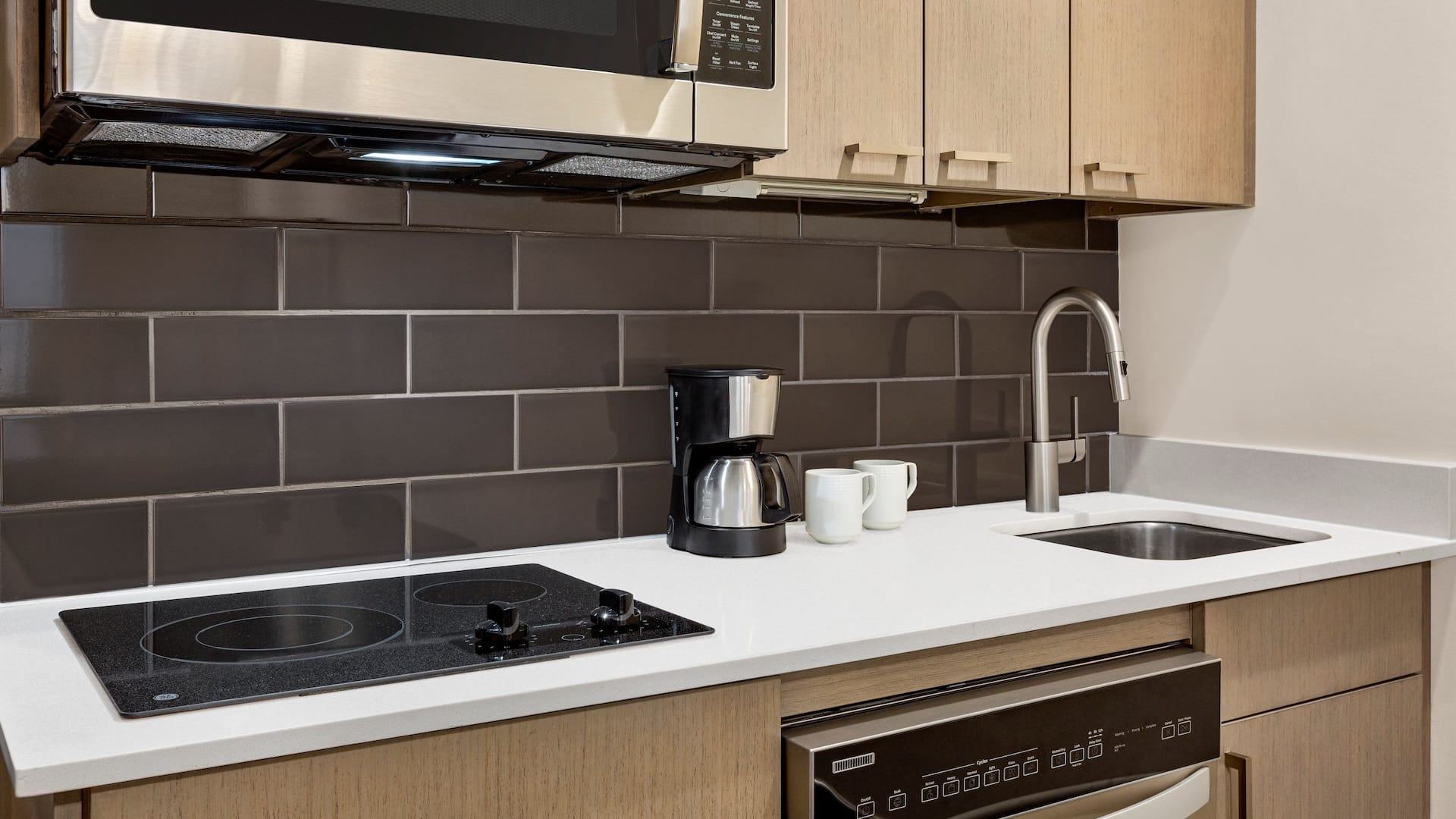 3 of 4 Hyatt House Bryan / College Station King Studio Suite Kitchenette