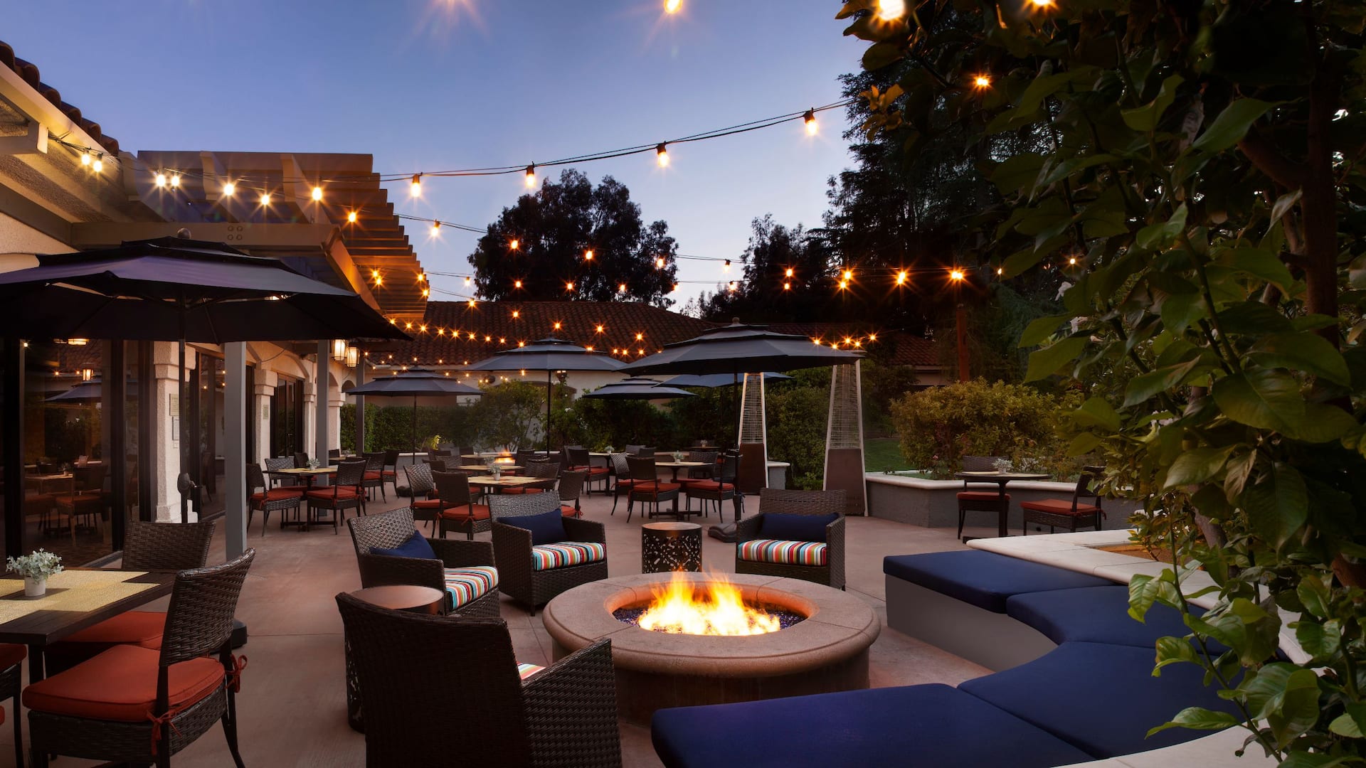 Hyatt Regency Westlake Harvest Patio Dusk