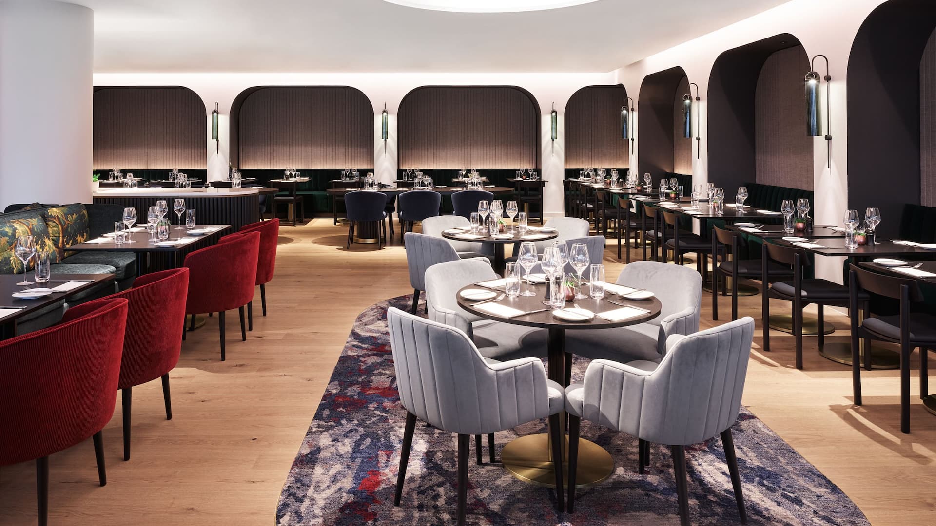 Hyatt Regency Elondi Restaurant Dining Area Tables