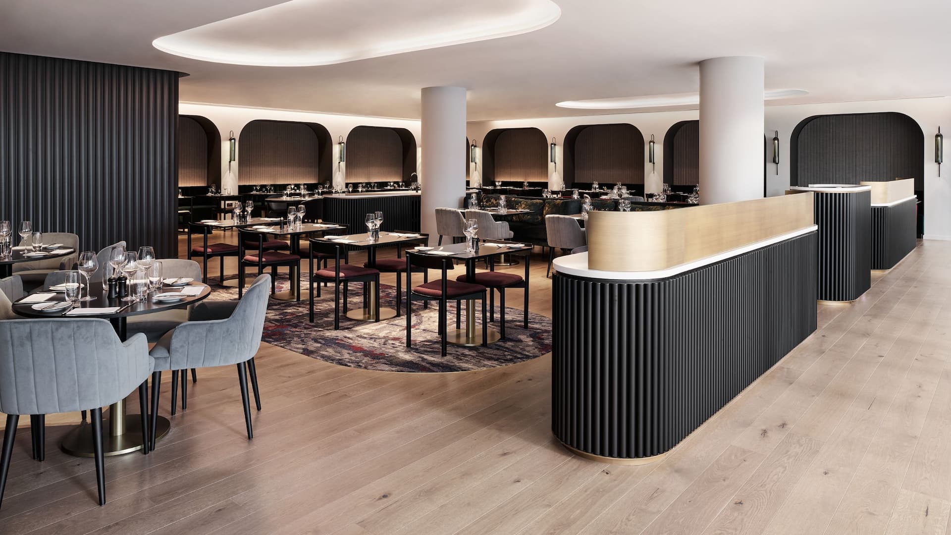 Hyatt Regency Elondi Restaurant Dining Tables