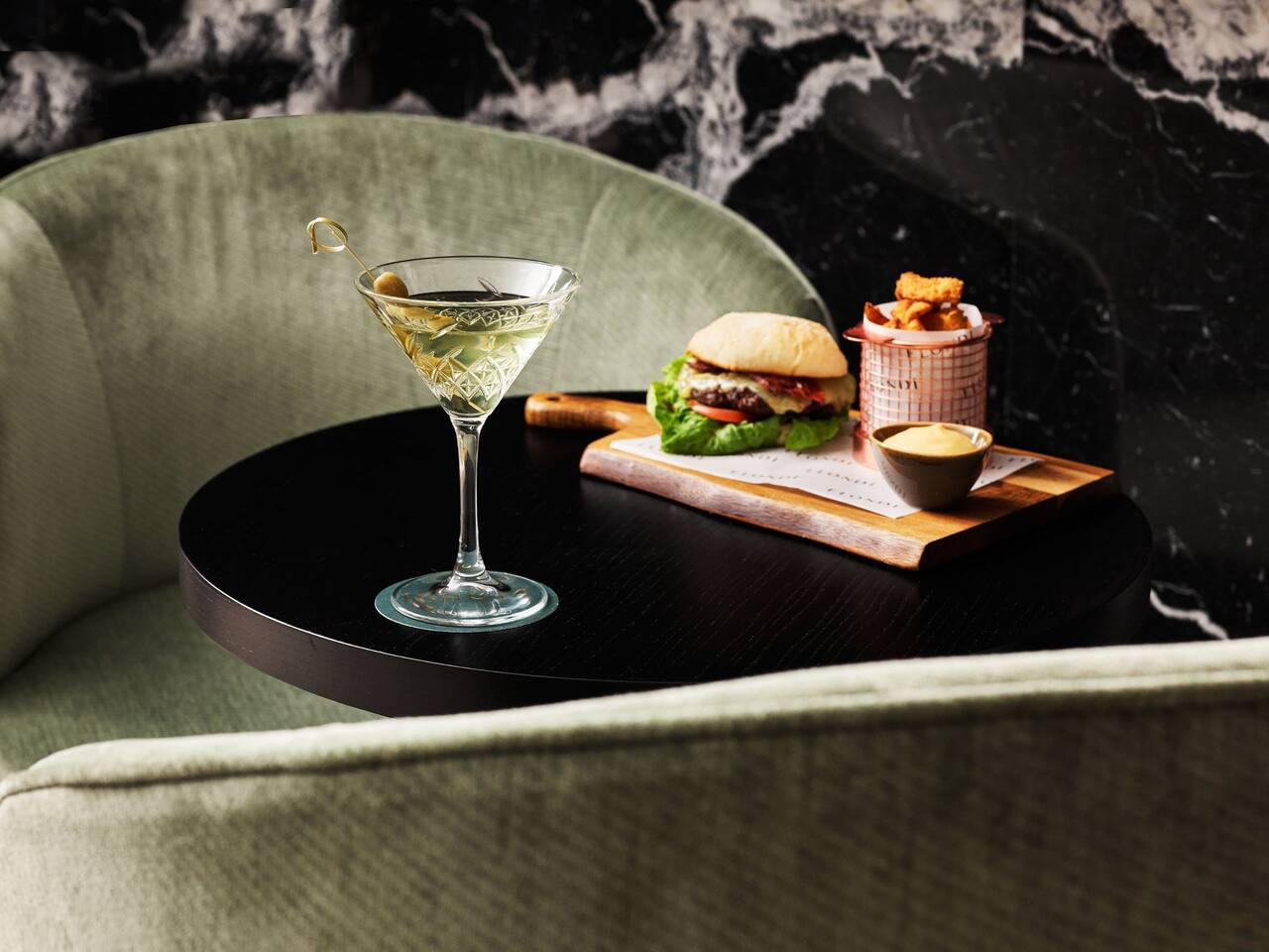Elondi Bar in Stratford Westfield London