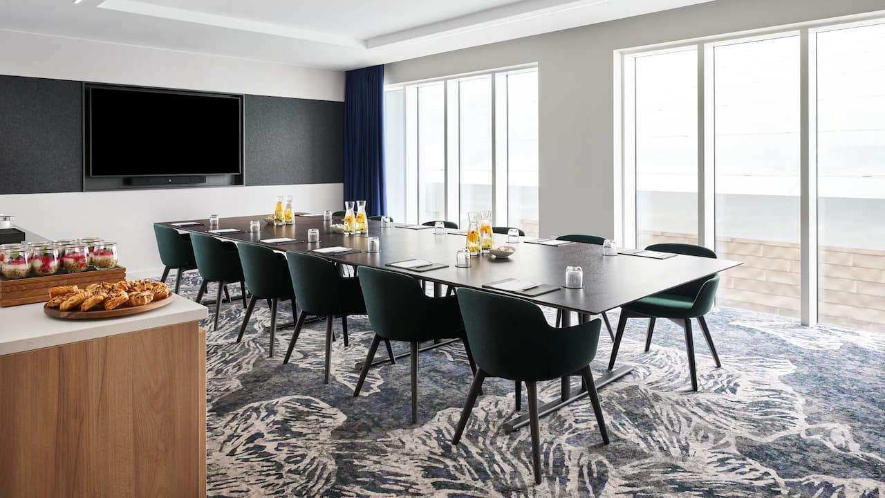 Hyatt Regency London Stratford Poplar Suite Conference