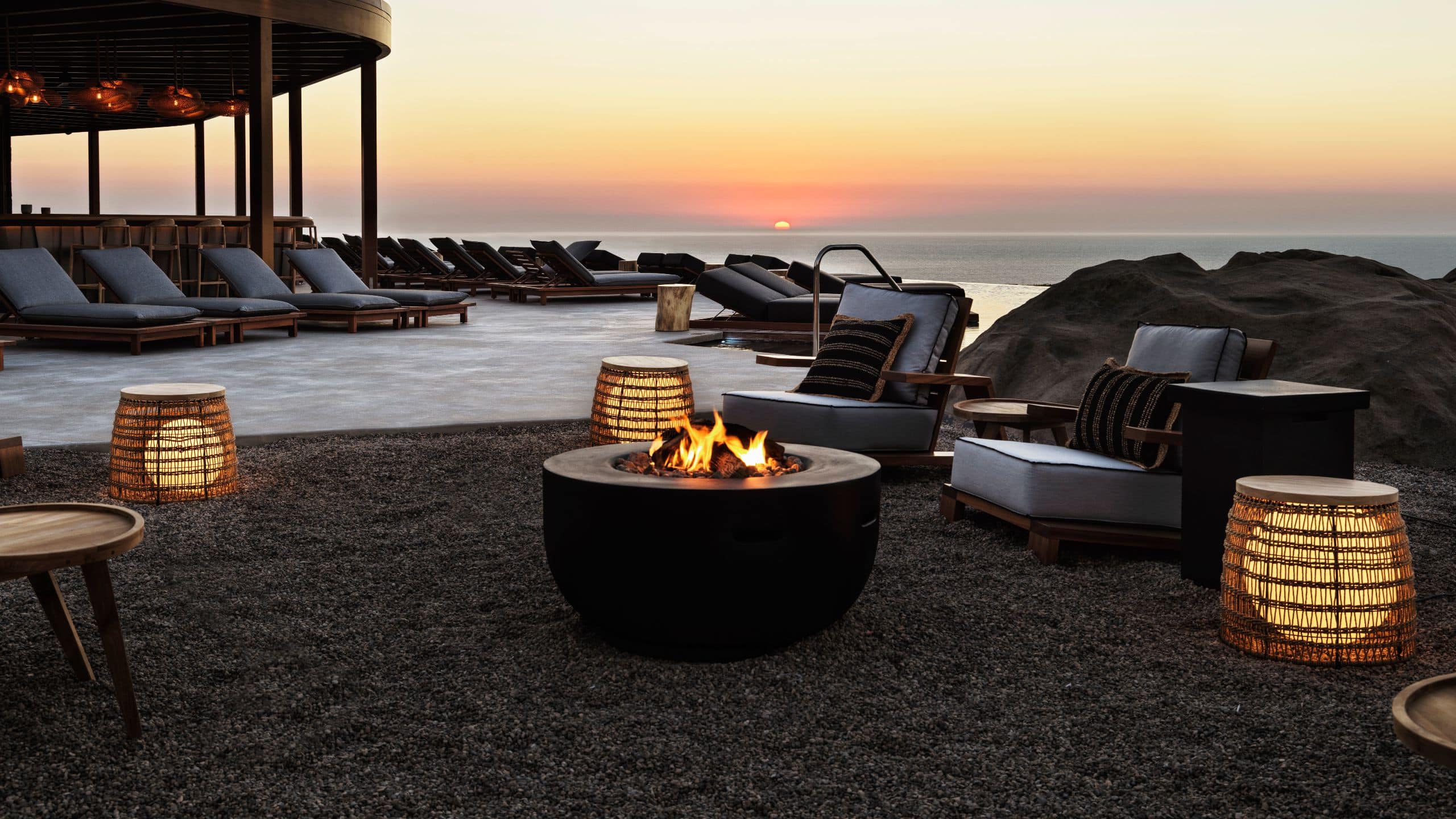 Magma Resort Santorini Magma Lounge Fire