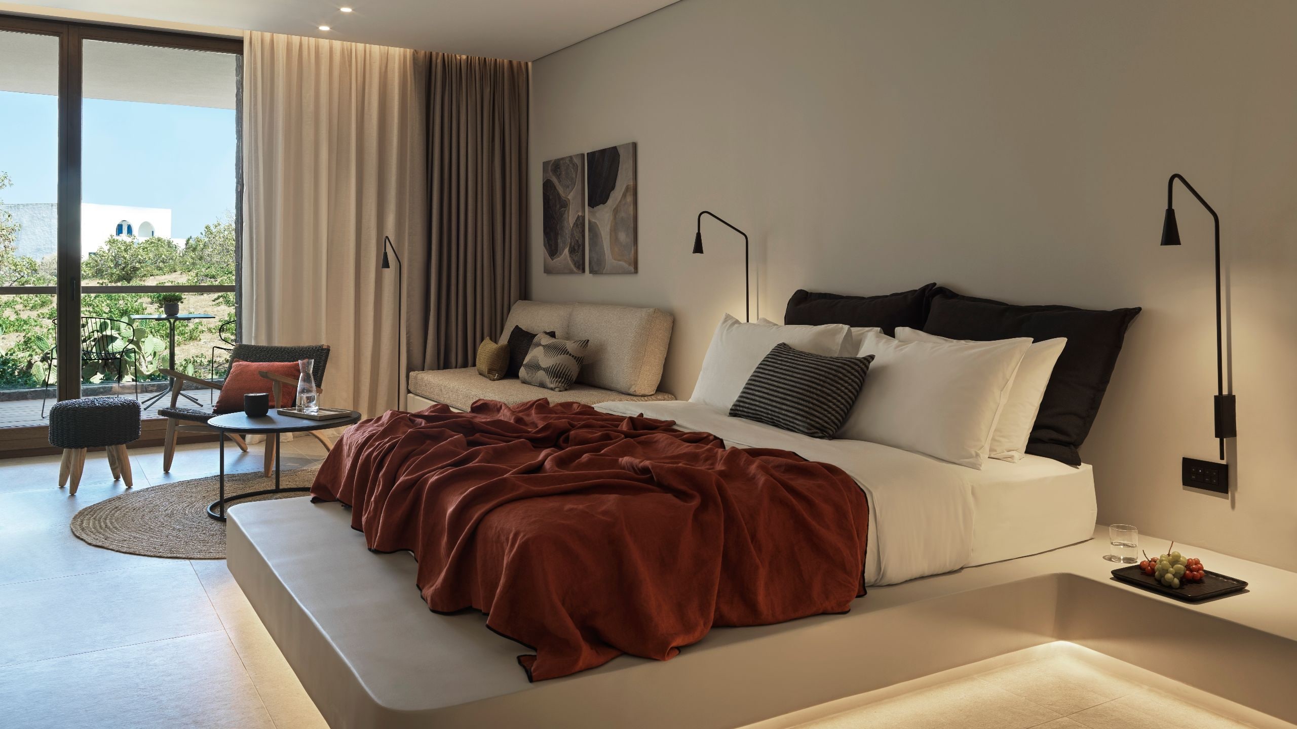 Magma Resort Santorini Magma King Nopool Bed