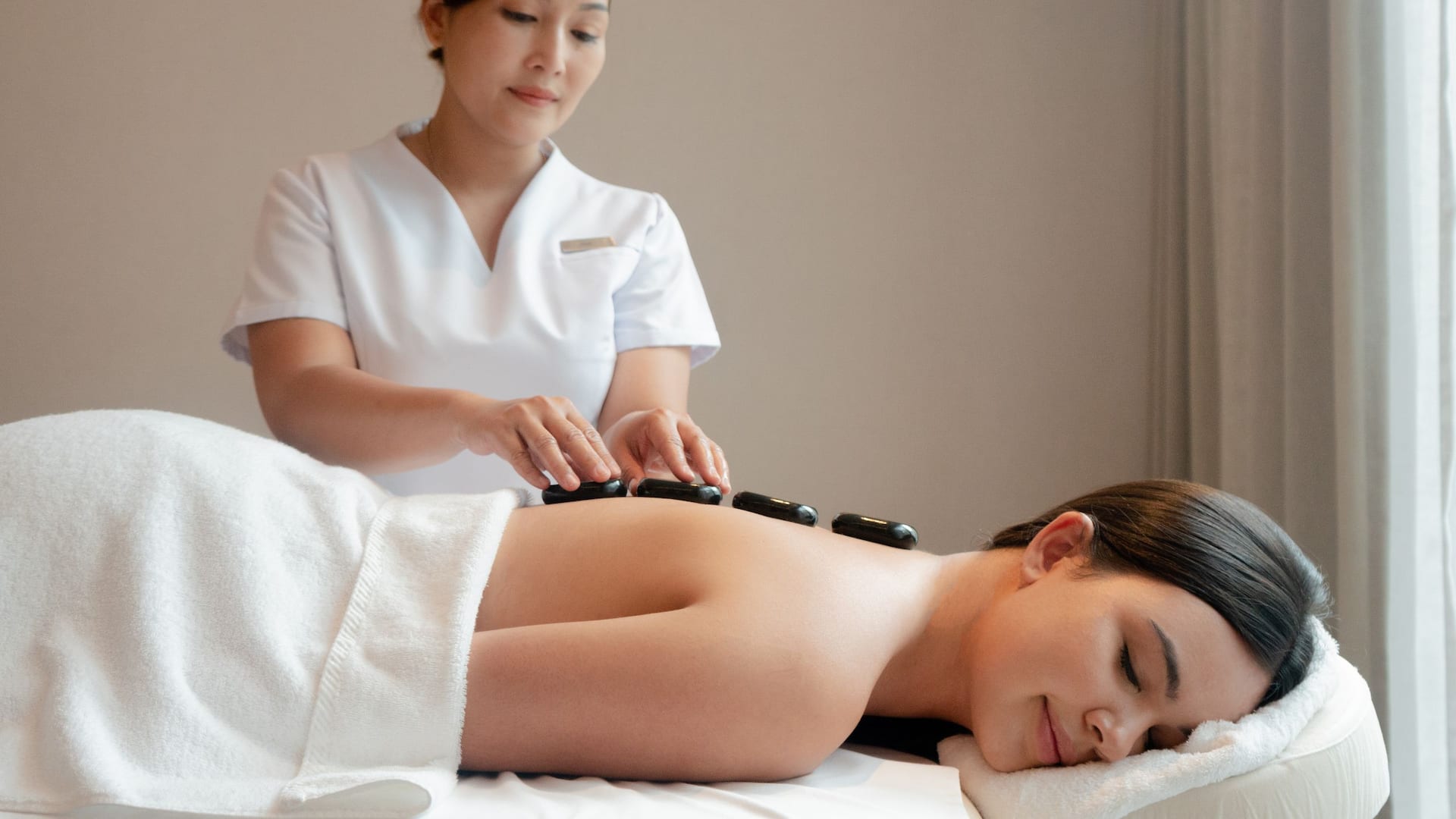 Hyatt Regency Koh Samui Verio Spa Stone Massage