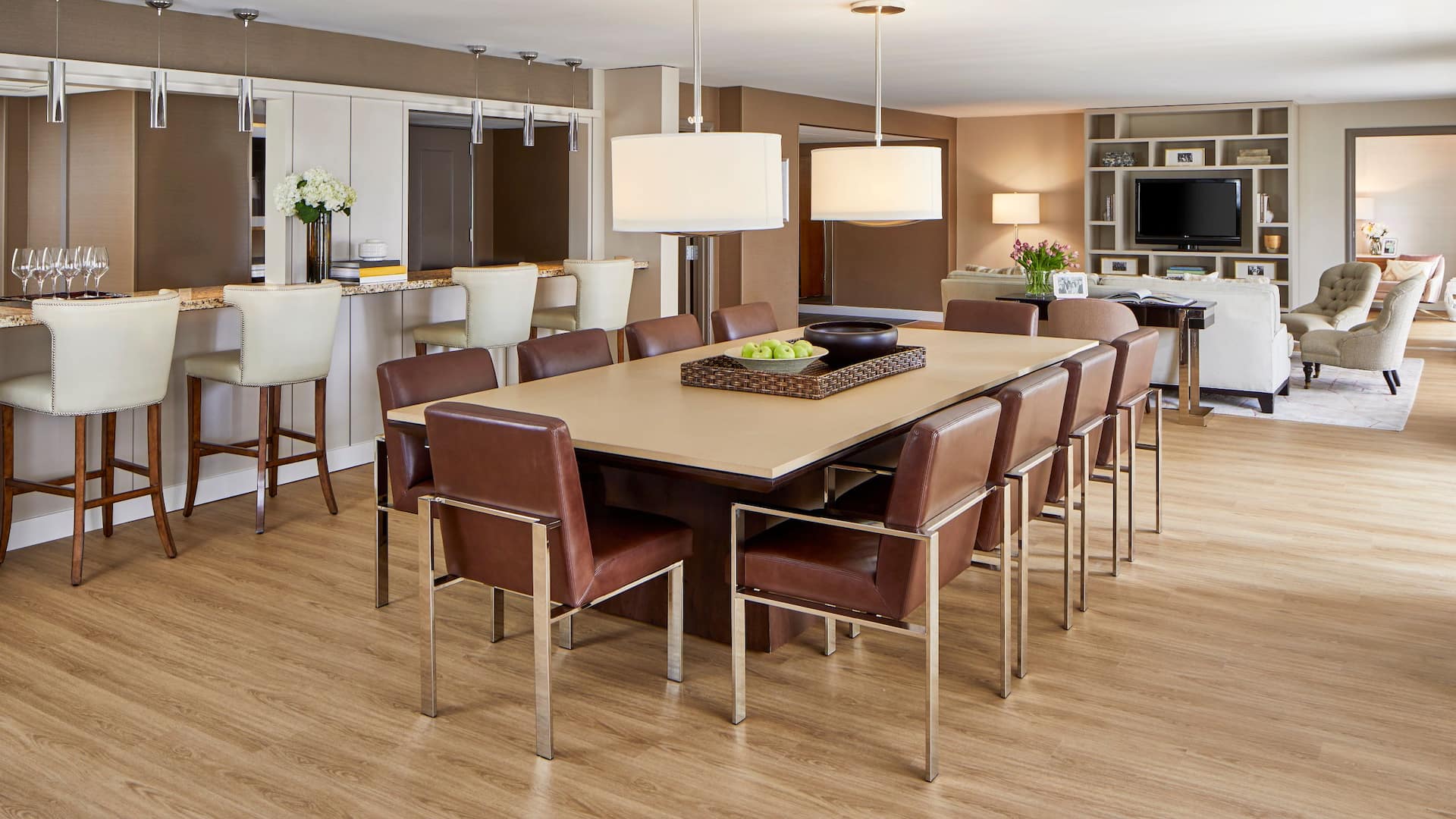 Hyatt Regency Atlanta Suite Dining