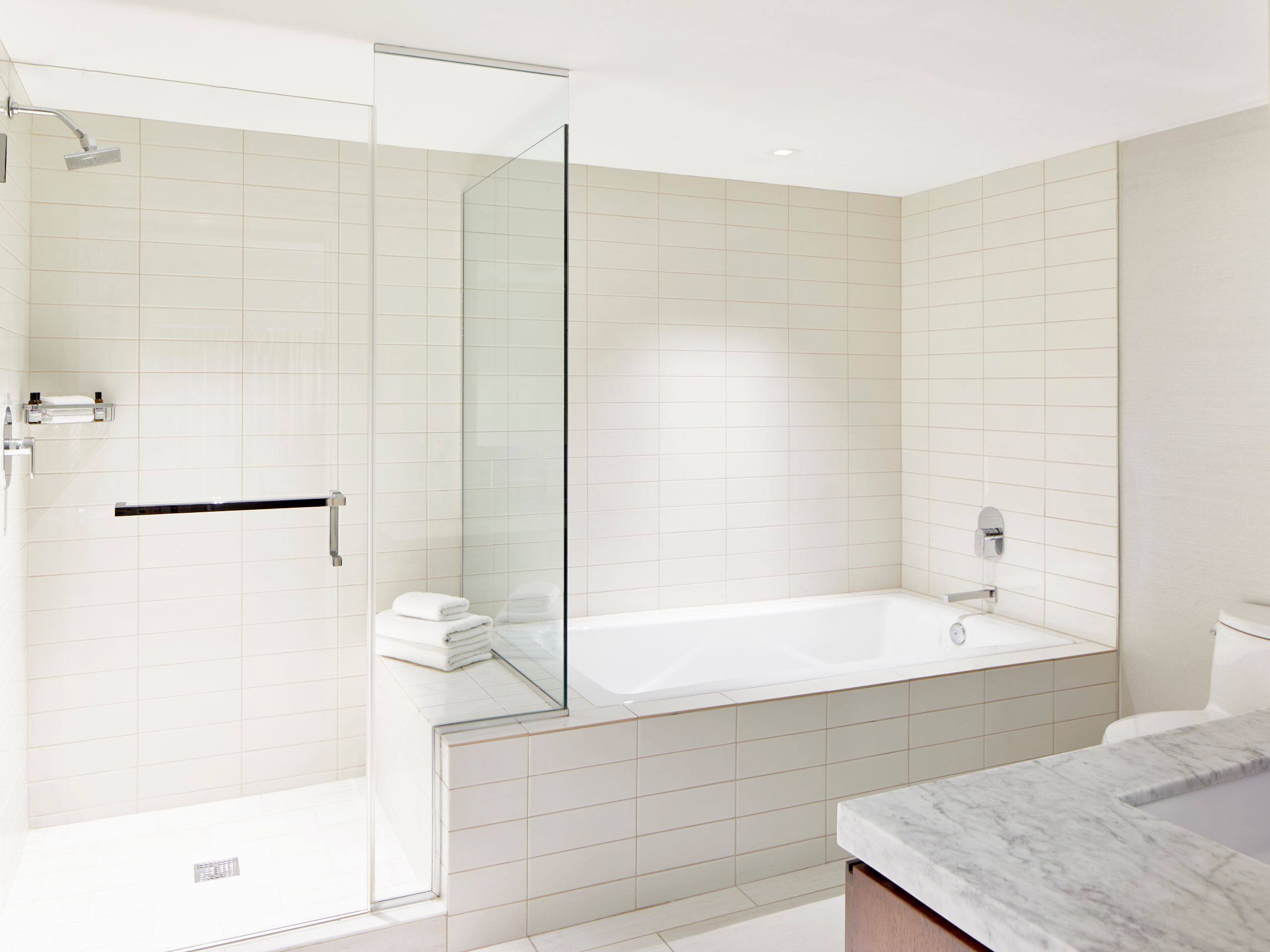 Young Suite Bathroom