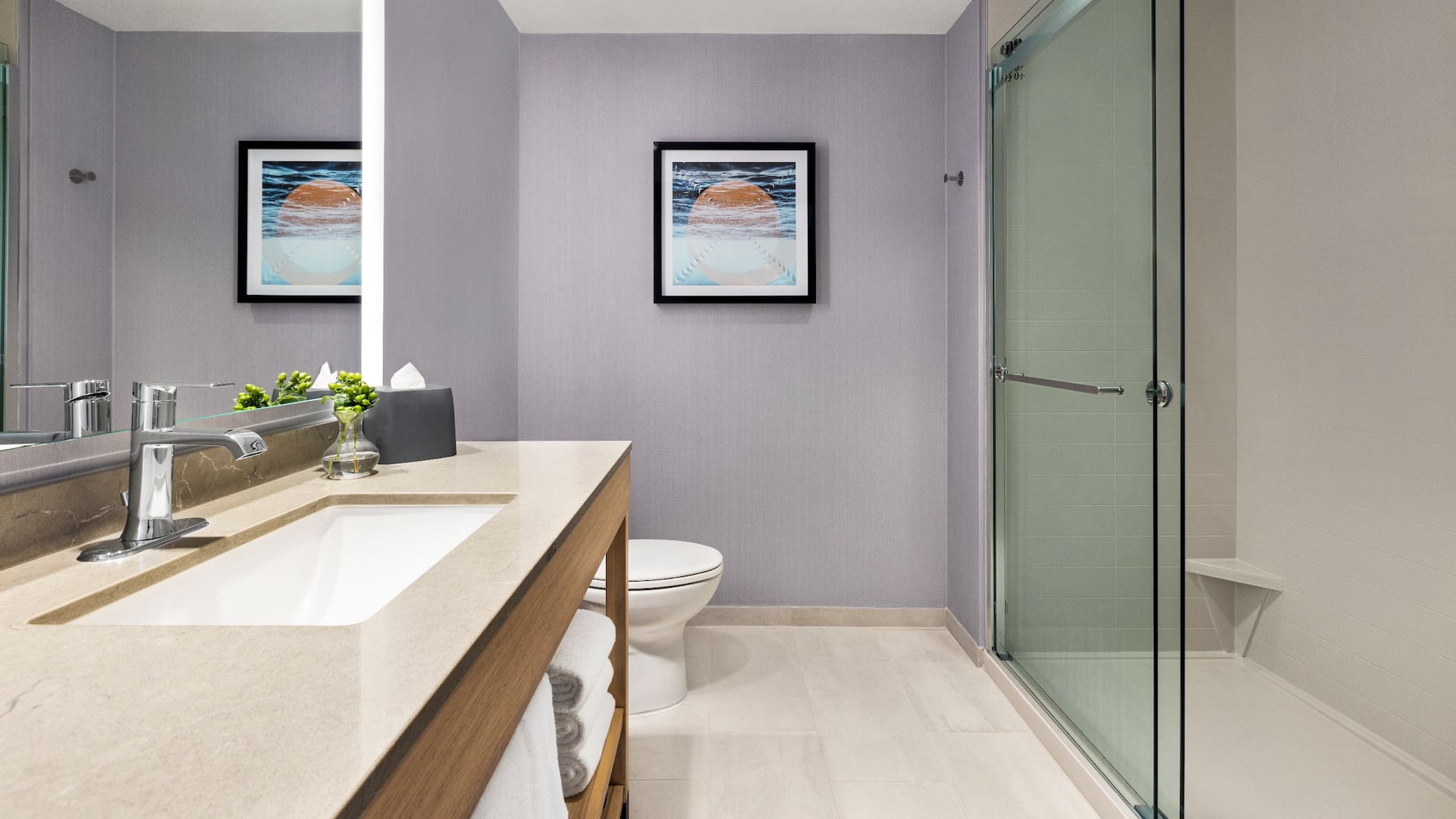第 4，共 4 Hyatt Place Virginia Beach / Oceanfront  Oceanfront Bathroom