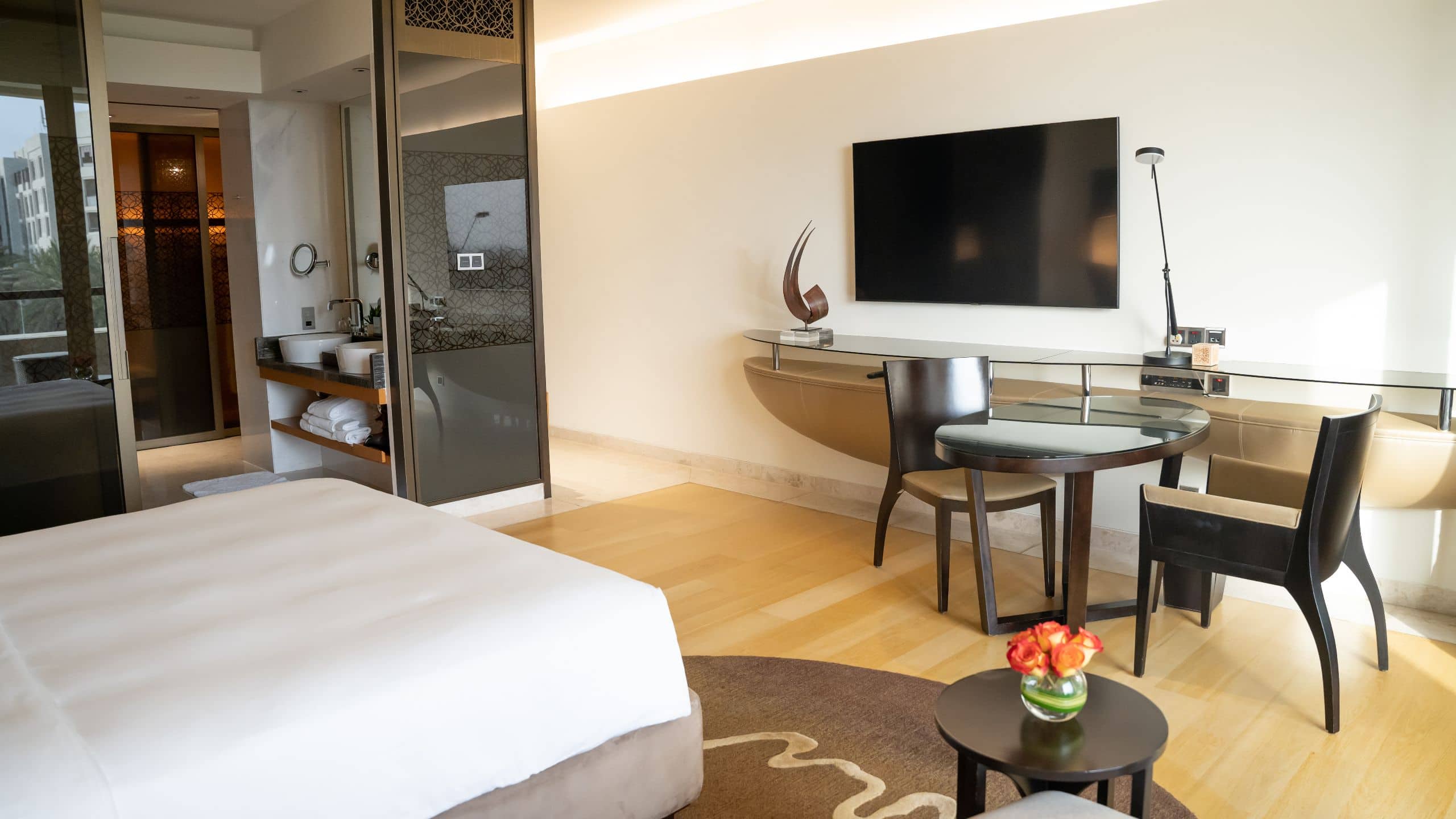 5 de 7 Park Hyatt Abu Dhabi Hotel and Villas Garden View King Guestroom