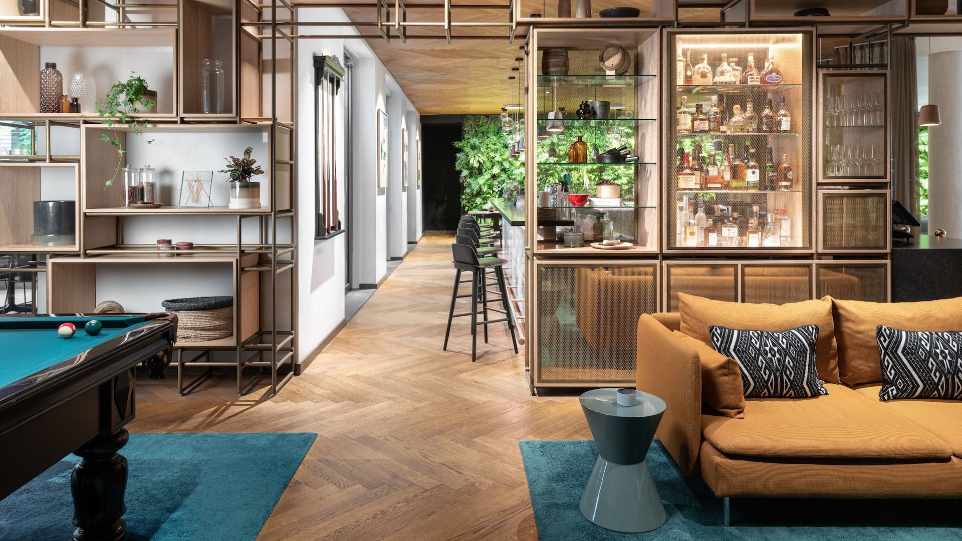 Hyatt Regency Amsterdam Bar