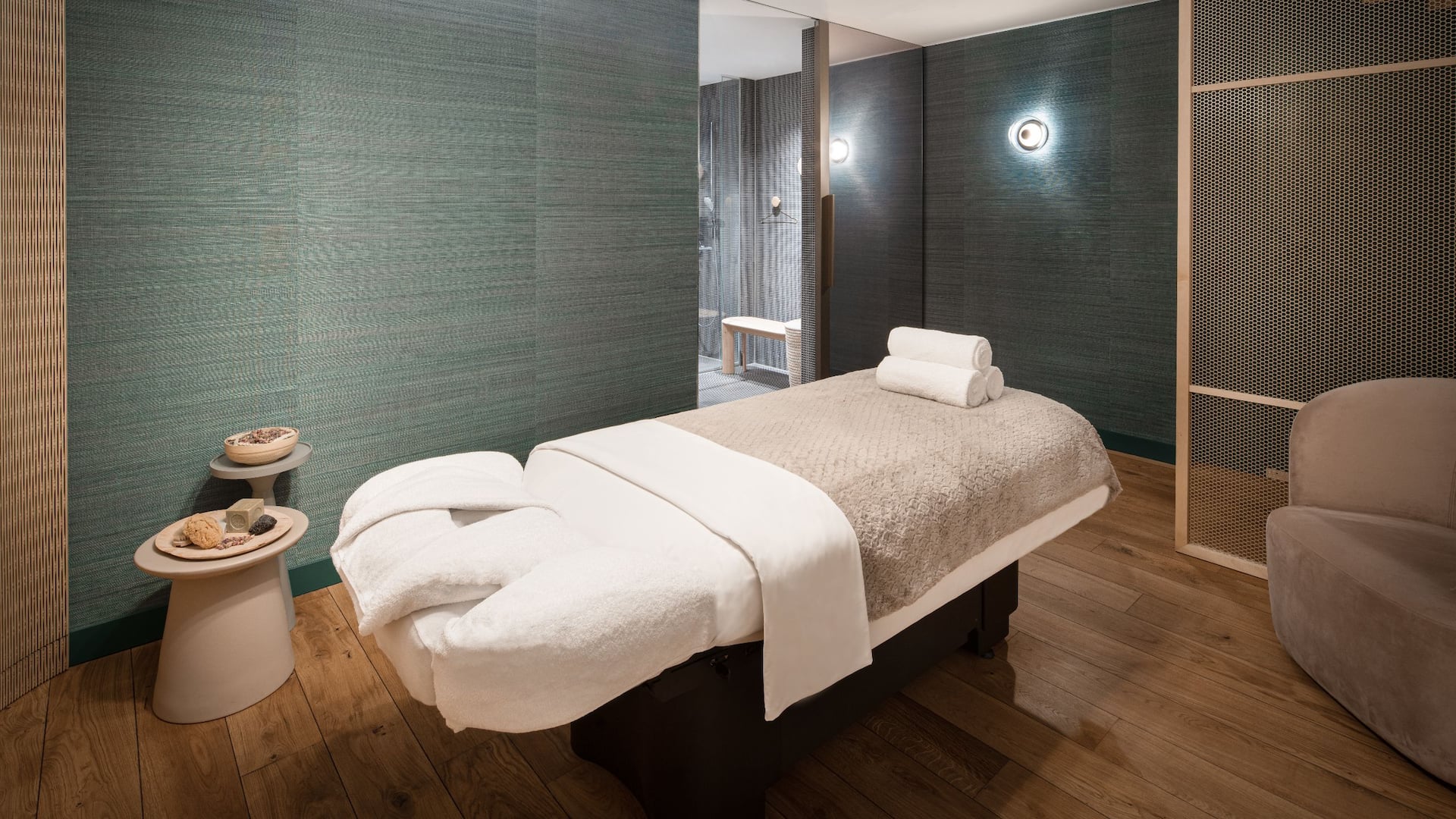 Hyatt Regency Amsterdam Spa Treatment
