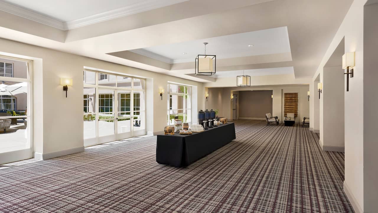 Alexander Valley foyer with coffee and seating area
