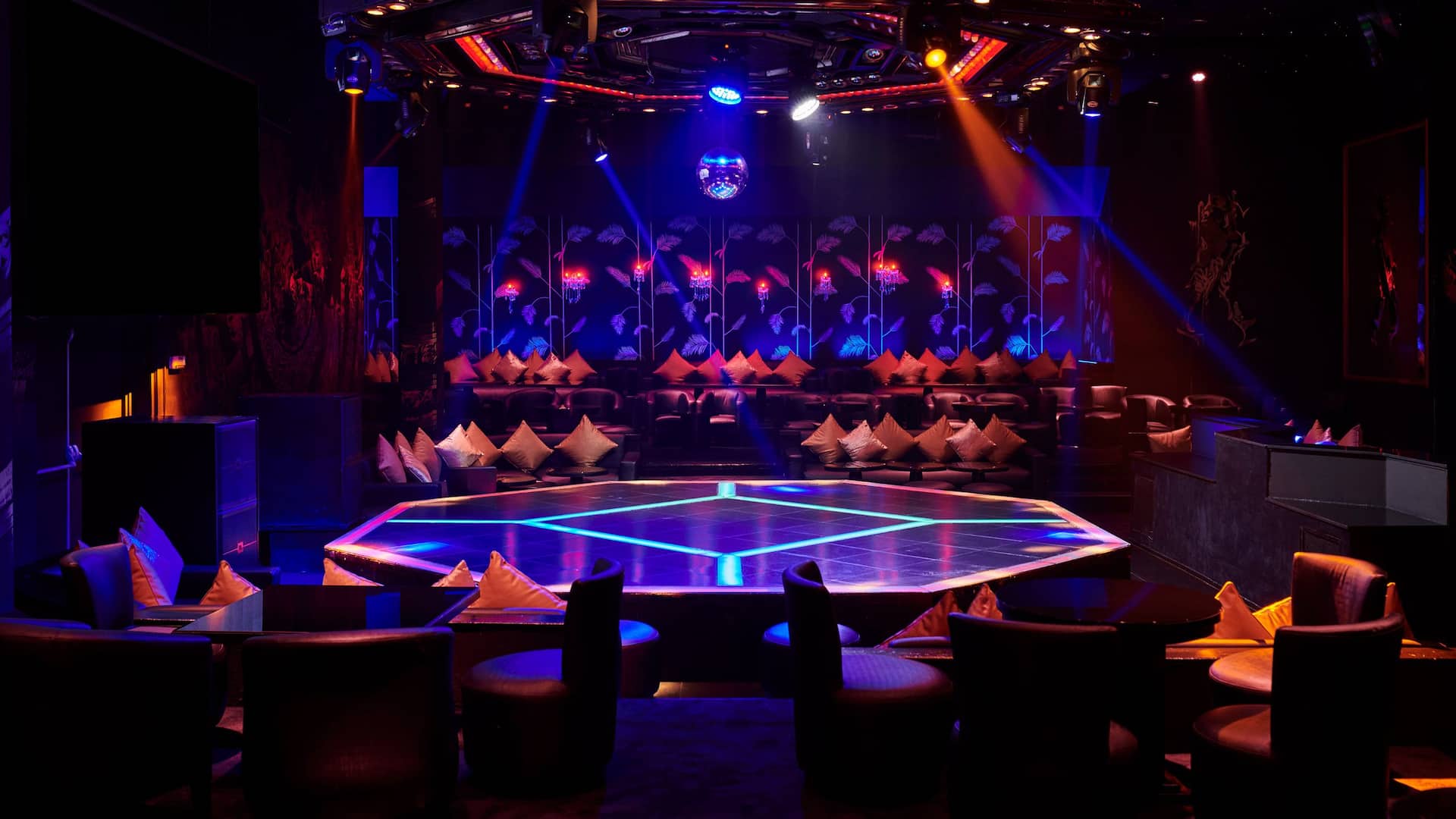 Hyatt Regency Casablanca Blackhouse Night Club