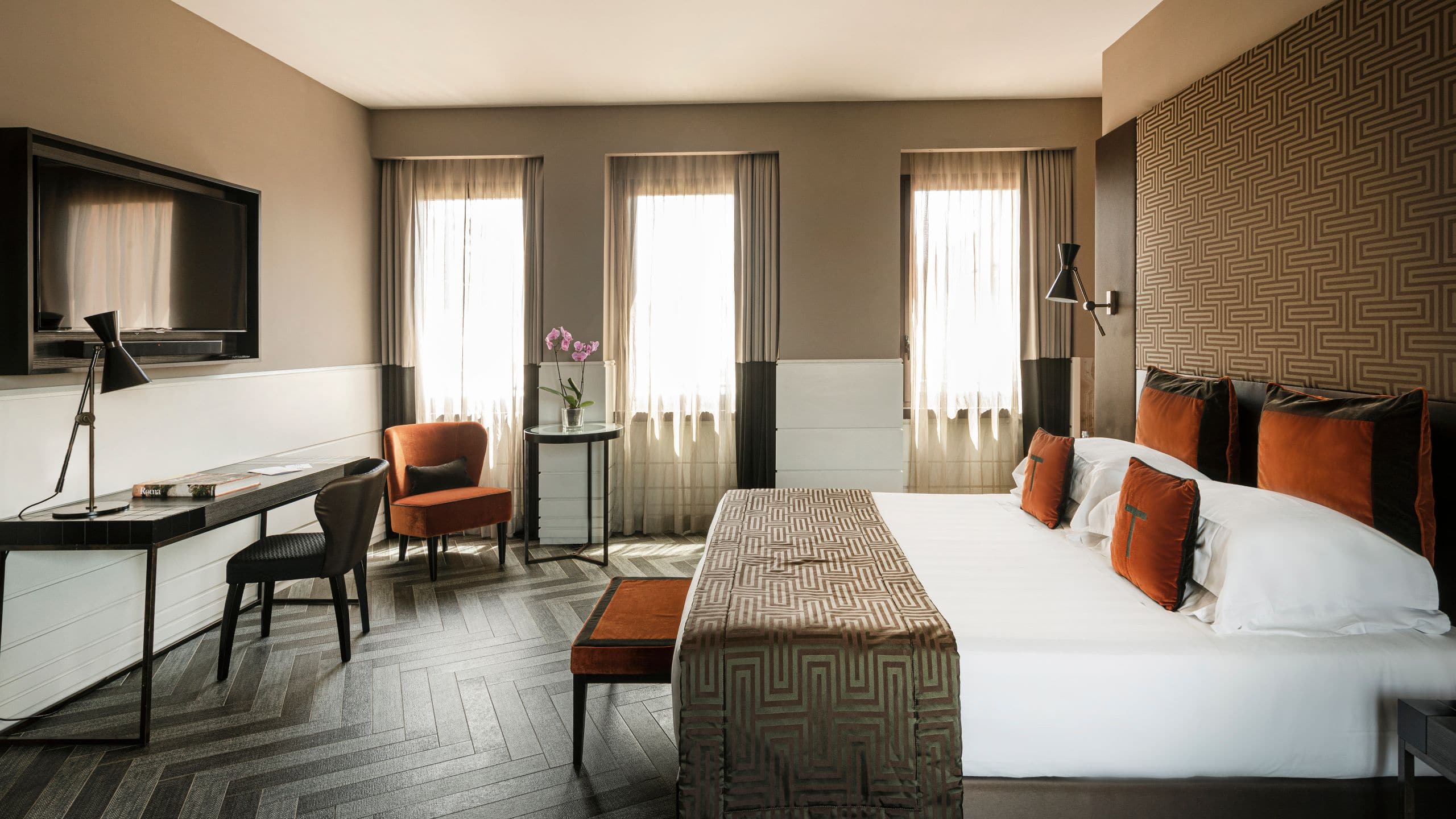 宙組Hotel Svizra House ホテル スヴィッ… Amazon.co.jp: 宙組梅田芸術劇場公演「Hotel Svizre House