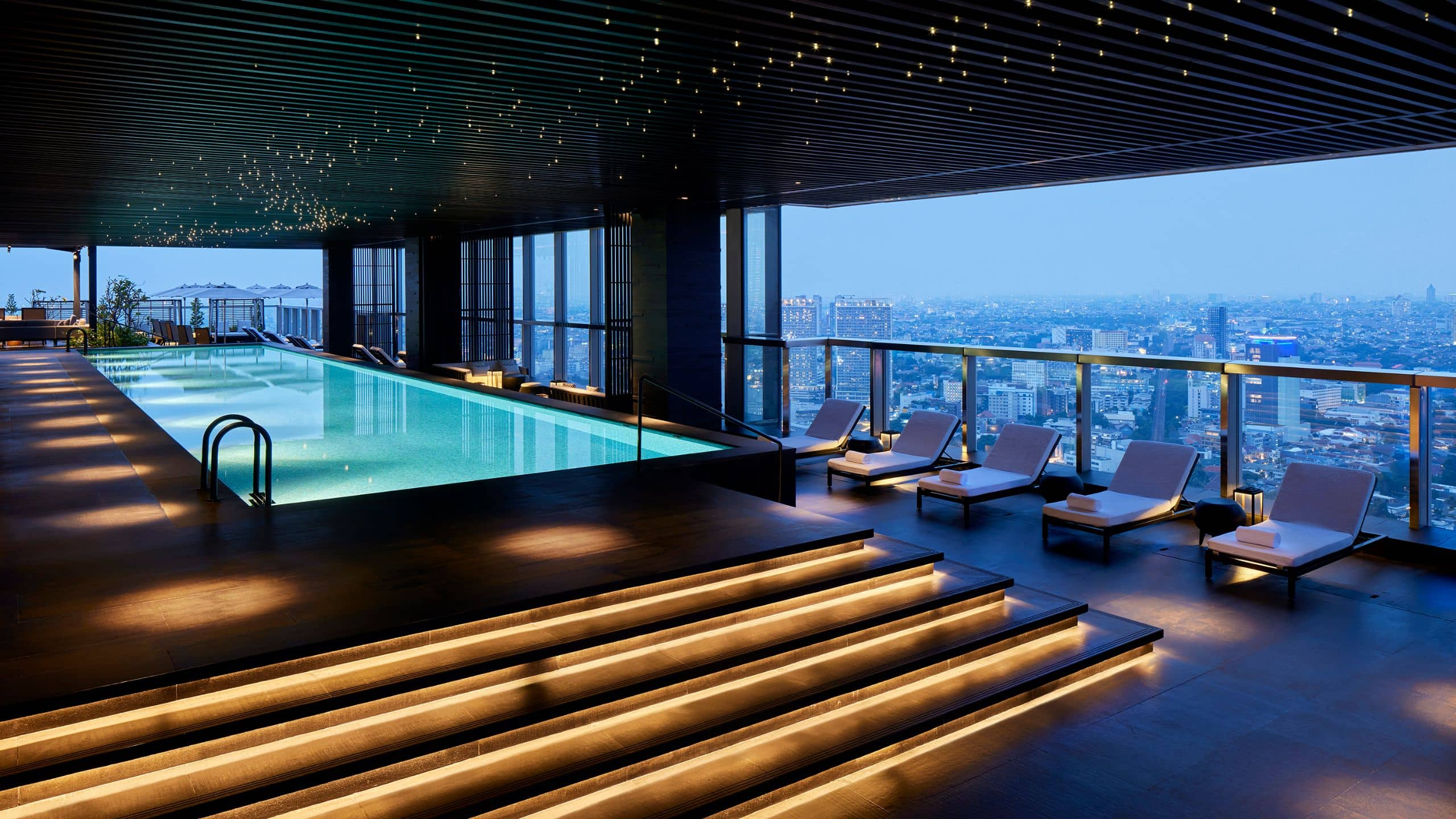 Modern Luxury Hotels In Central Jakarta Park Hyatt Jakarta   CKPGH P0036 Swimming Pool.16x9 