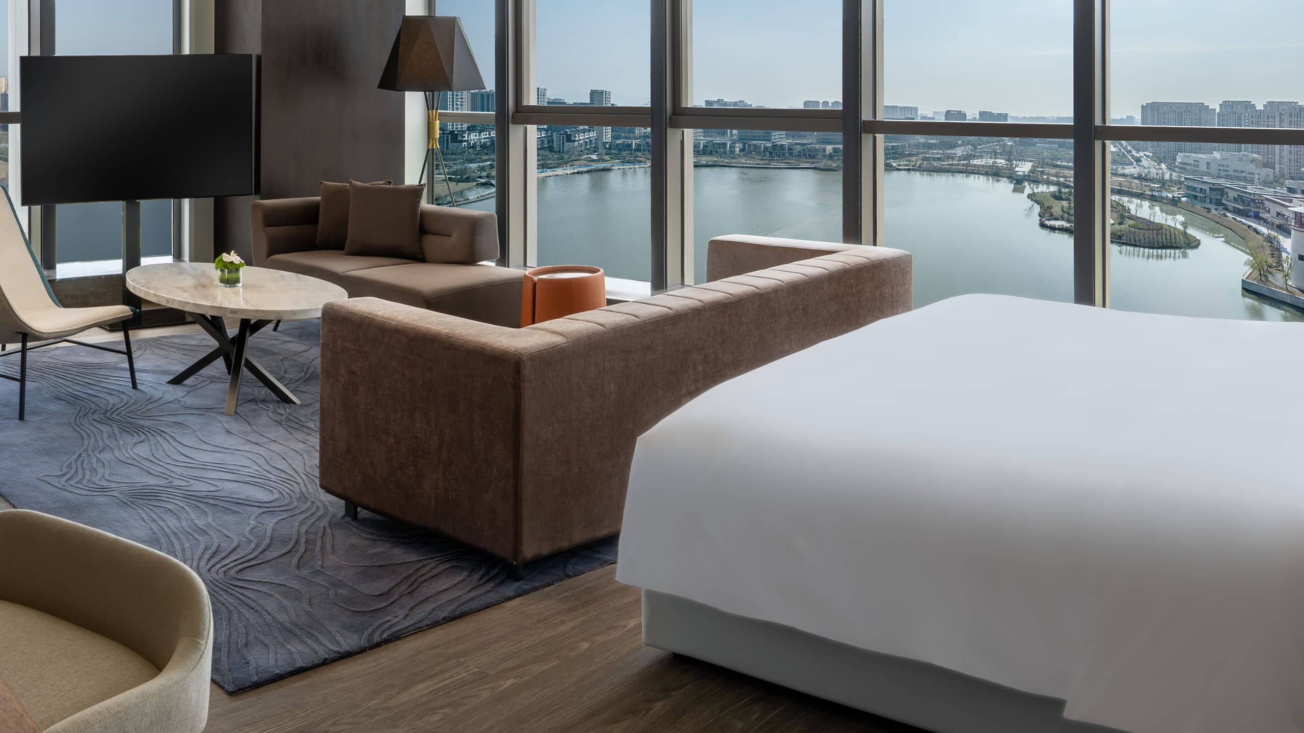 1 de 3 Hyatt Centric Lakeside Ningbo Centric Suite