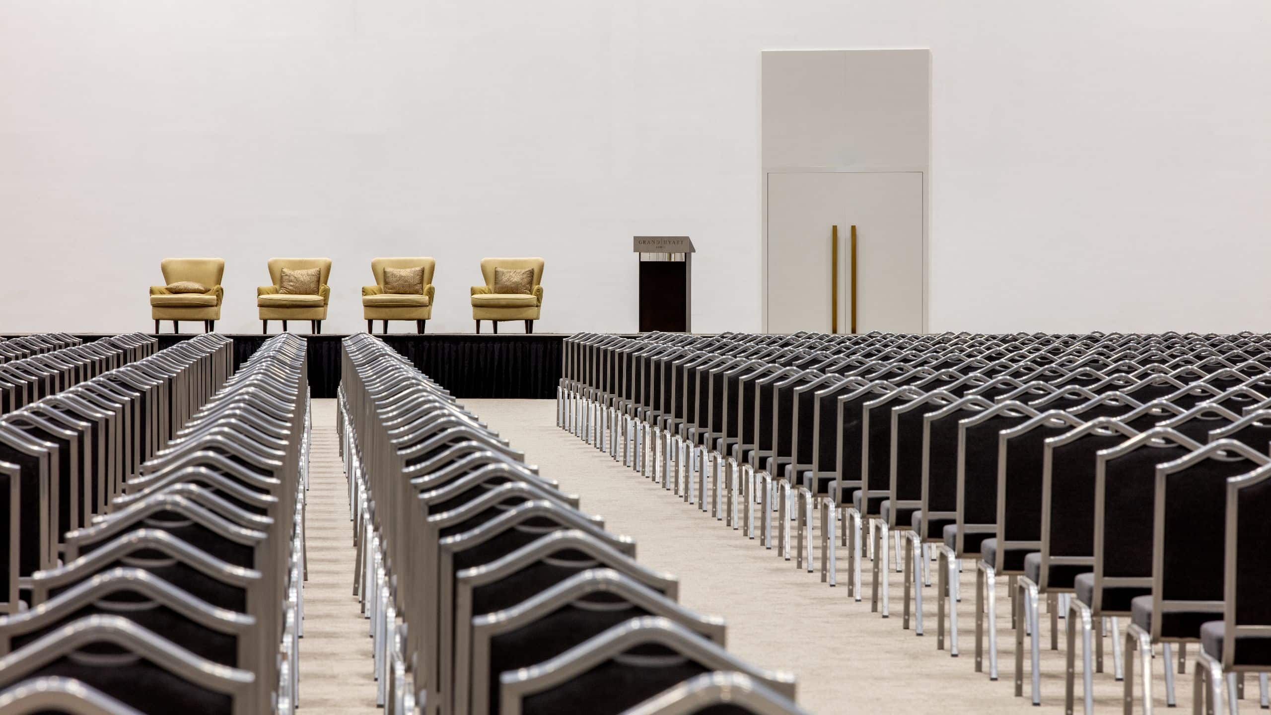 Grand Hyatt Dubai Exhibition Centre Theatre Setup Podium