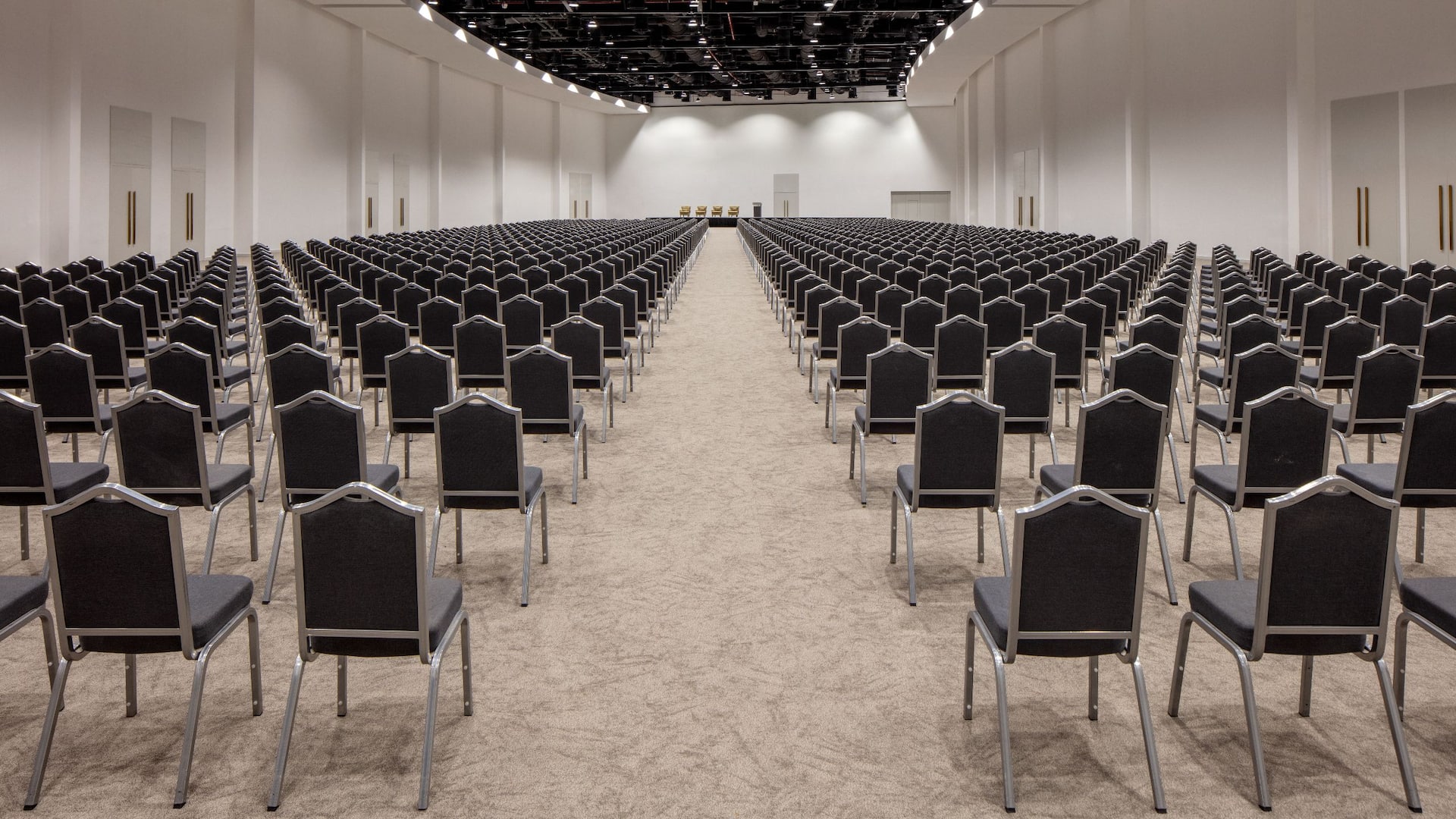 Grand Hyatt Dubai Exhibition Centre Theatre Setup