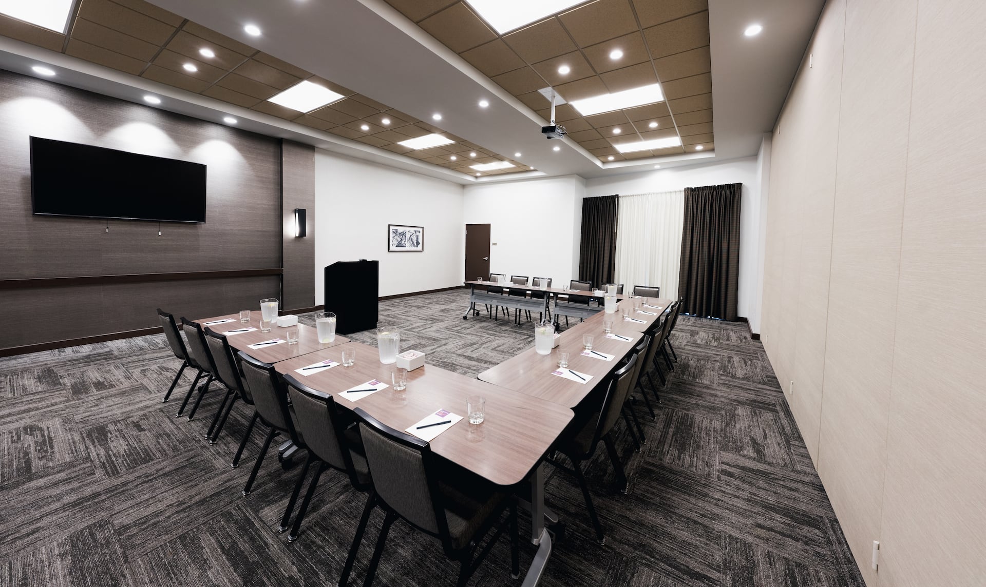 Hyatt Place Ocean City / Oceanfront Conference Room