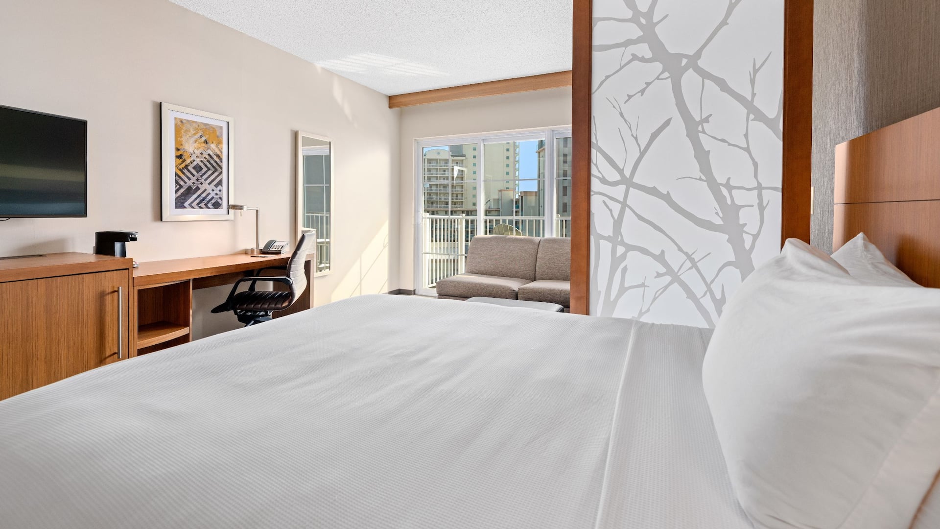 Hyatt Place Ocean City / Oceanfront Queen Room