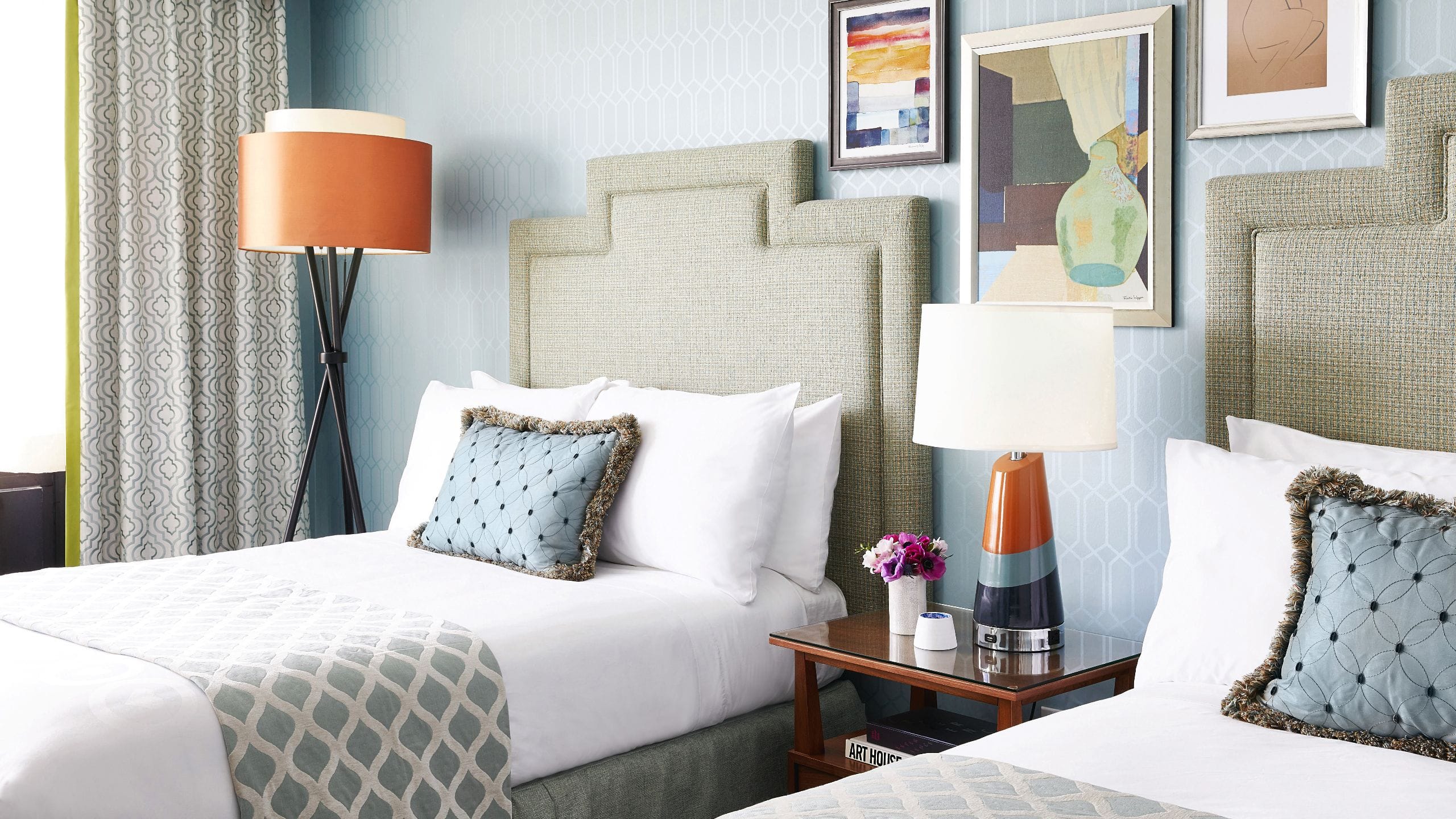 The Laurel Inn Two Double Beds