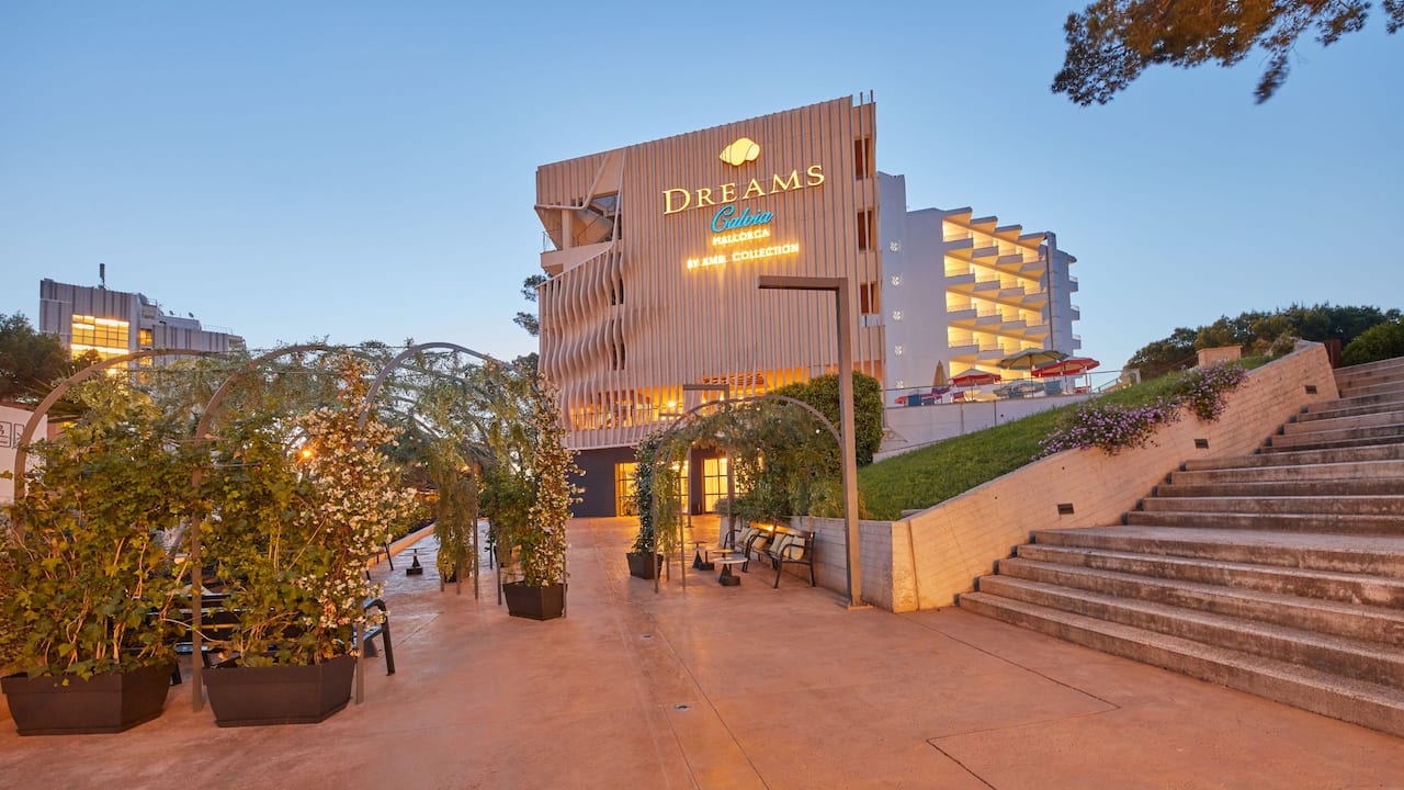 Dreams Calvia Hotel Entrance