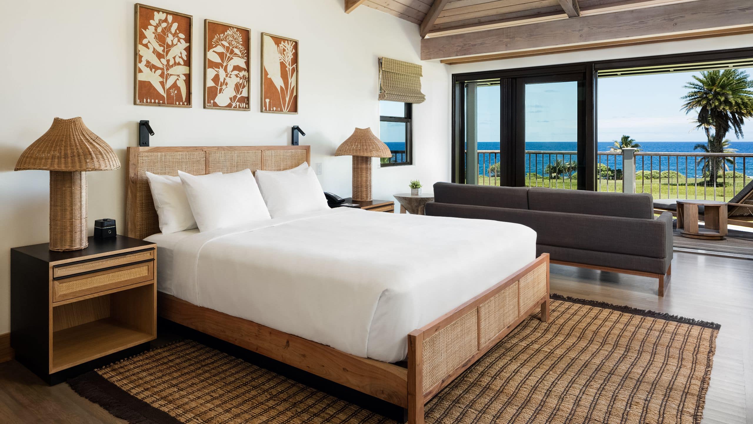 1/3 Hana-Maui Resort 1 King Bed Deluxe Oceanfront Bungalow
