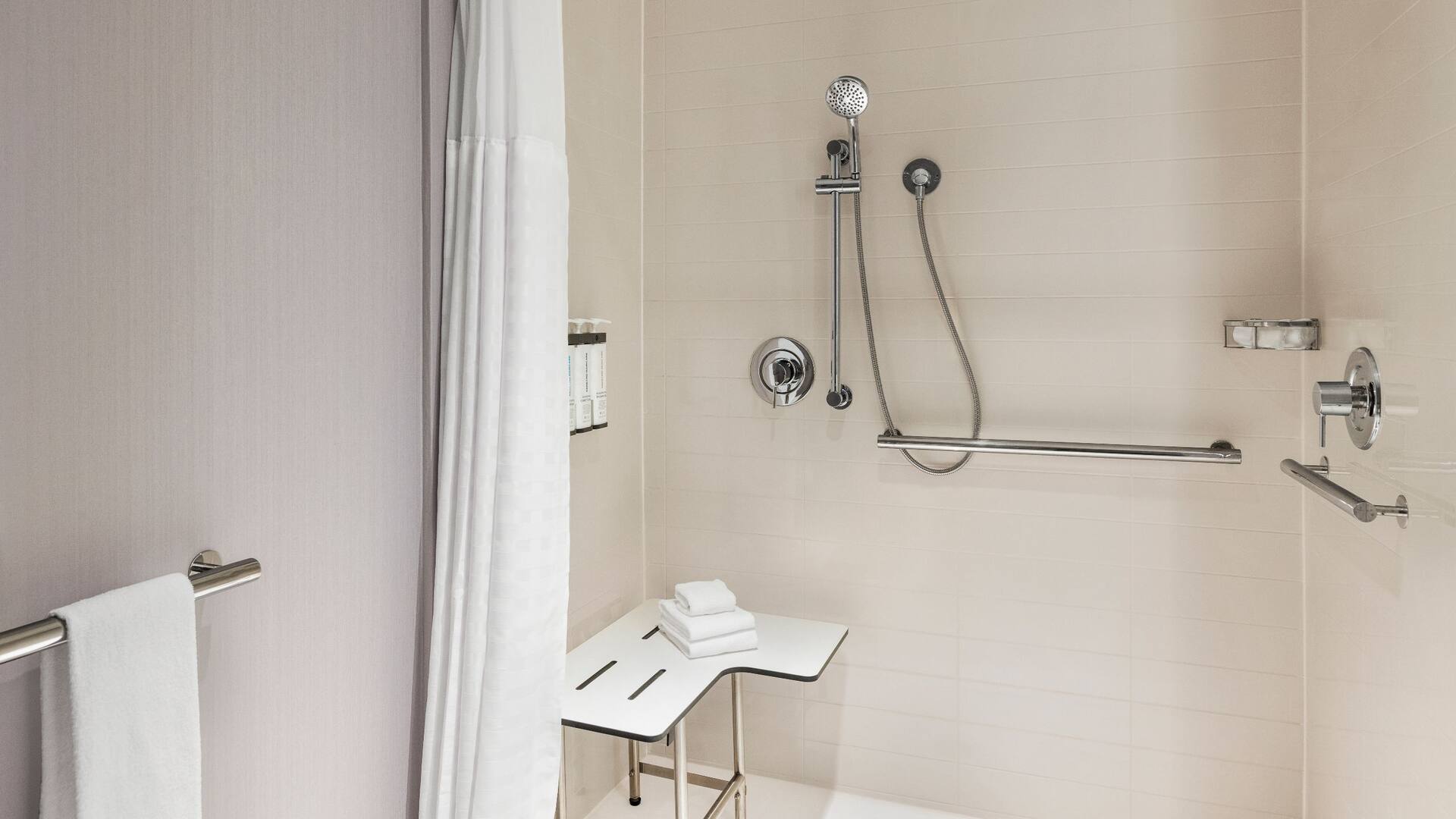 3/3 Hyatt Place Columbus / Polaris Accessible Bathroom Roll In