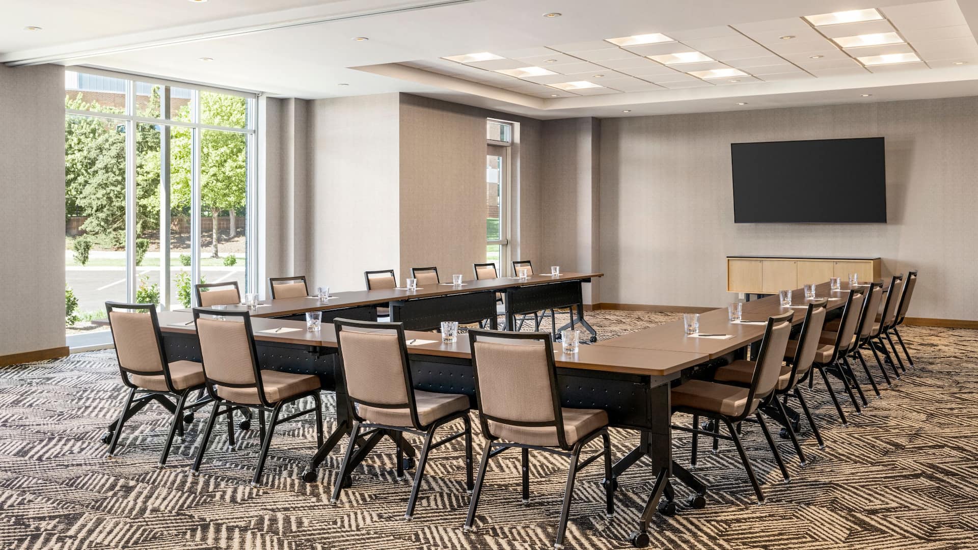 Hyatt Place Columbus / Polaris Meeting Space U Shape