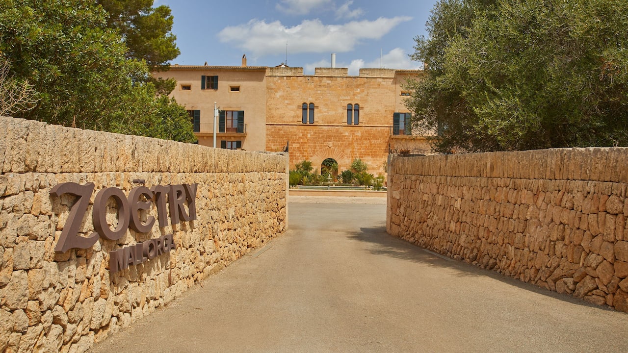 Zoetry Mallorca Hotel Entrance