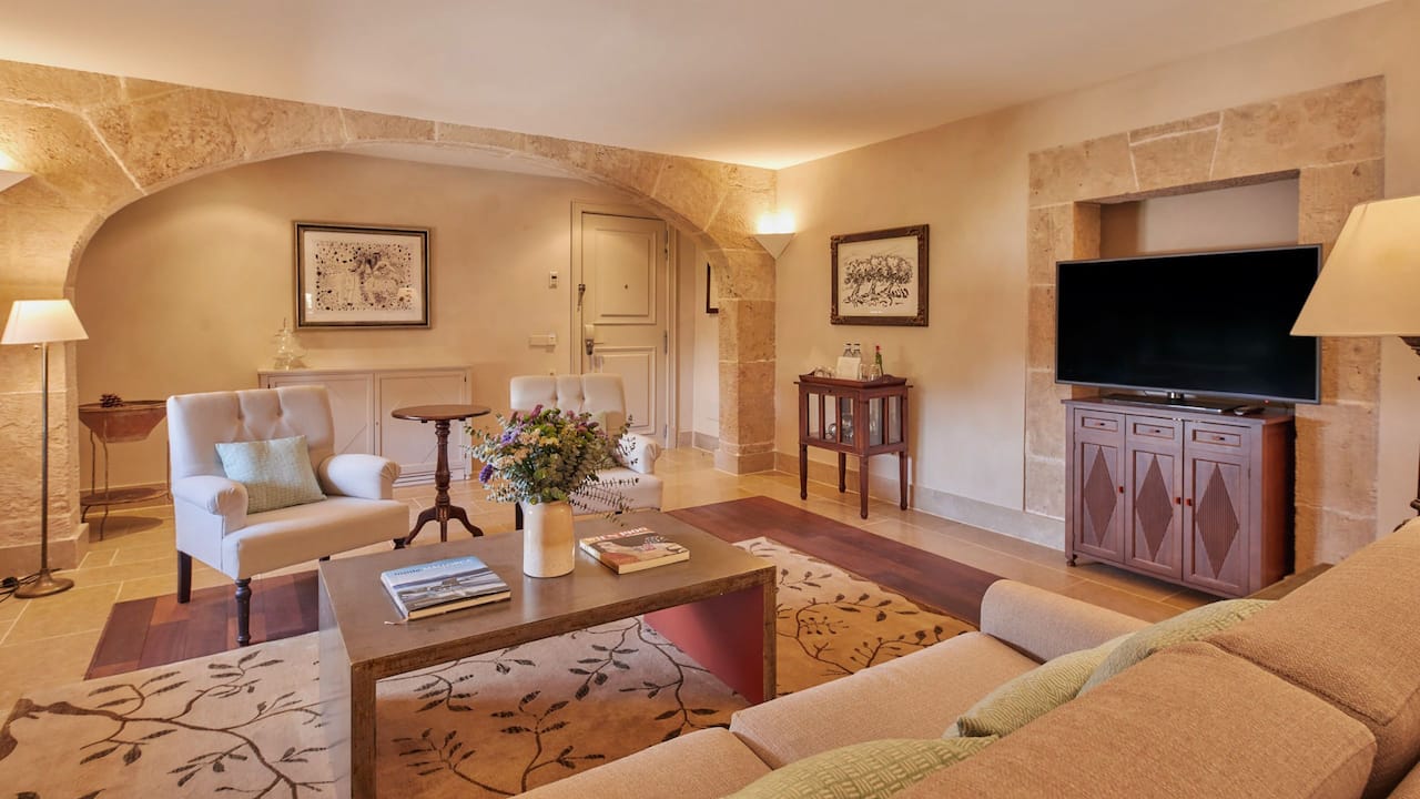 Zoetry Mallorca Suite Elegant Living