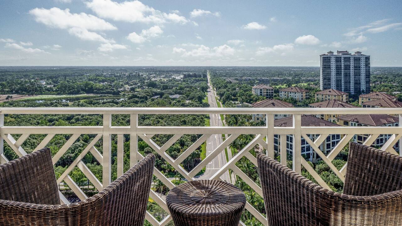 Standard View Balcony