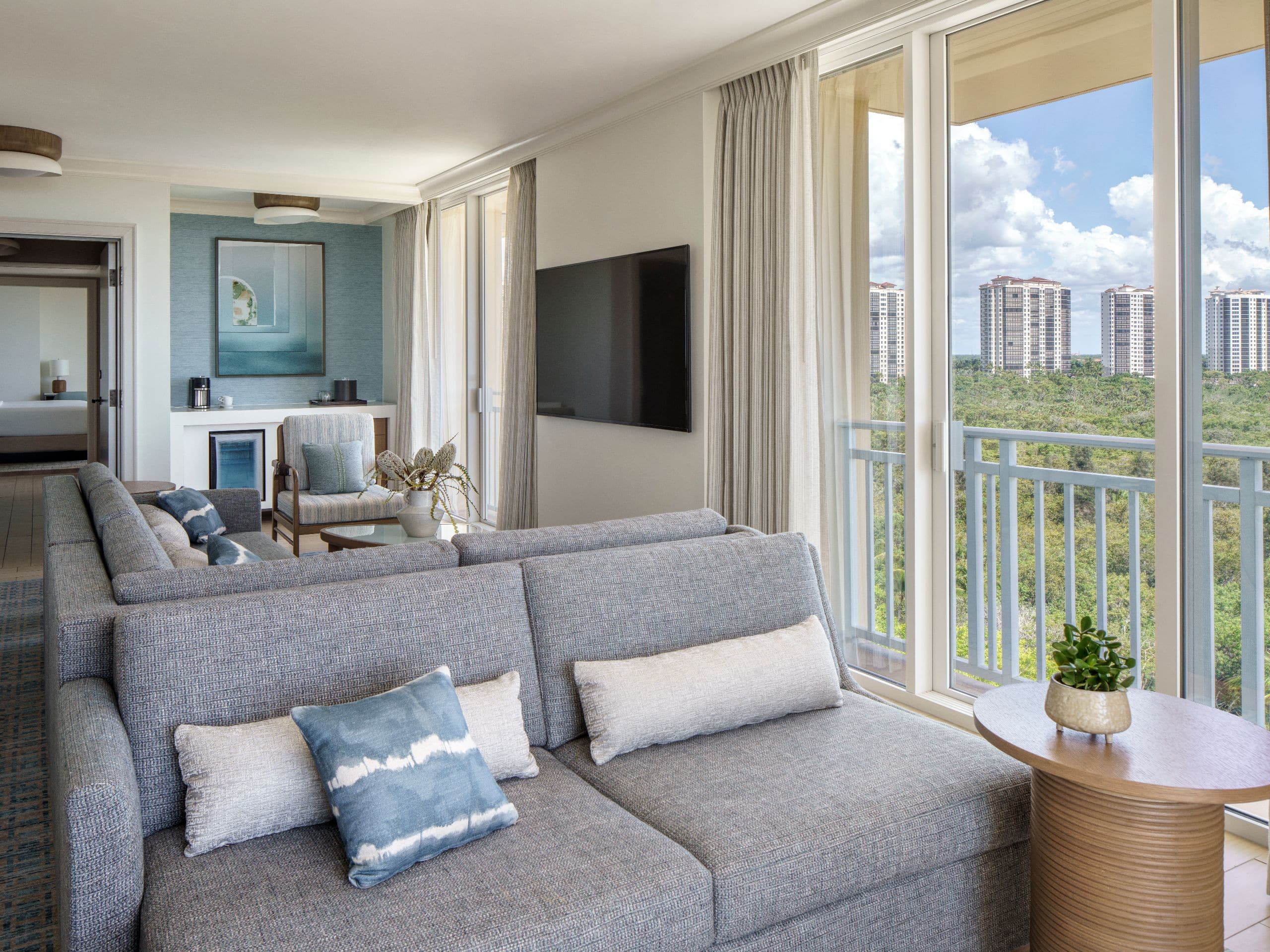 One King Br Premium Bay View Sofa Living